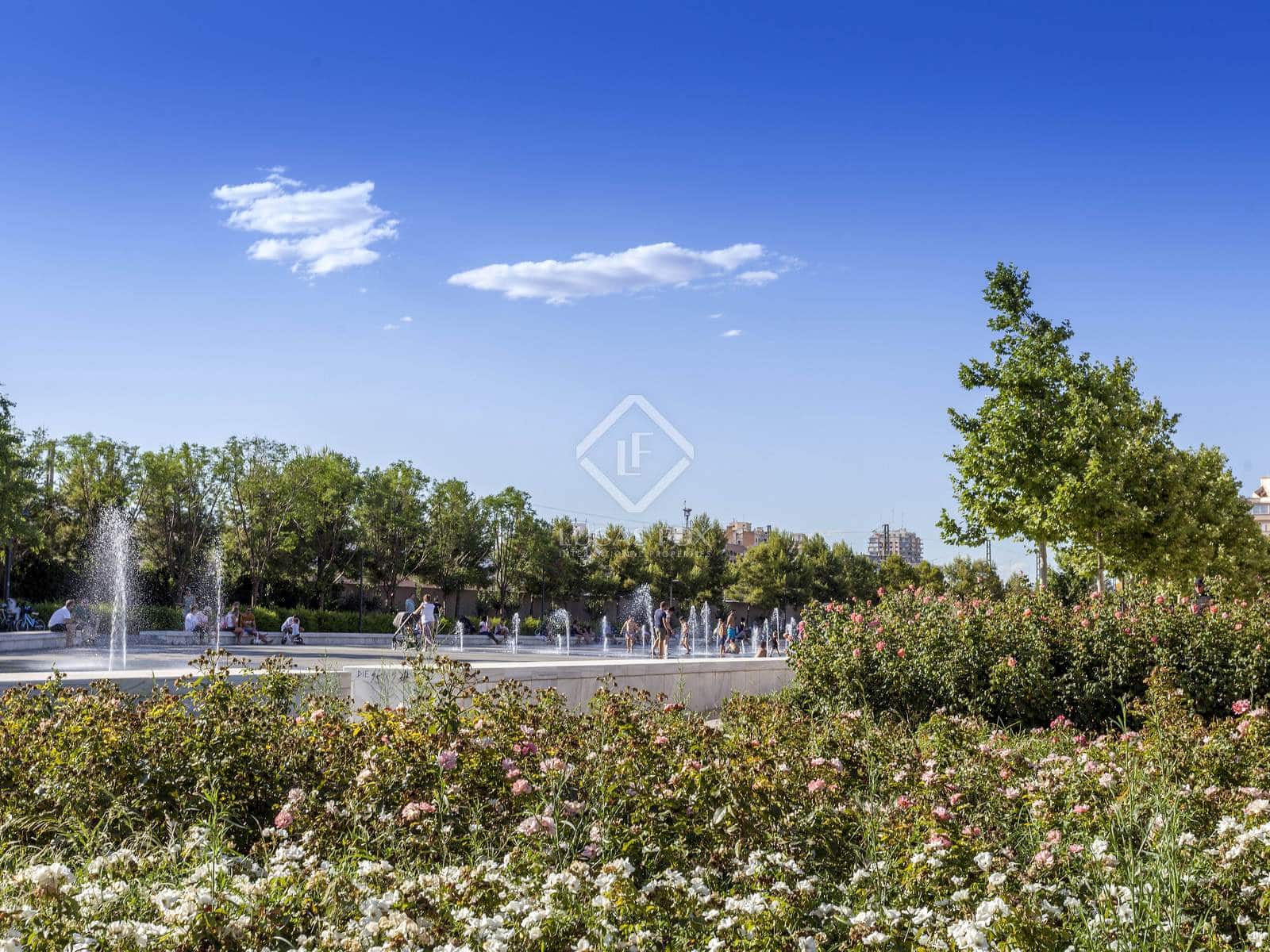 2 soveværelse Lejlighed til leje i Valencia by - € 1.900 (Ref: 8628464)