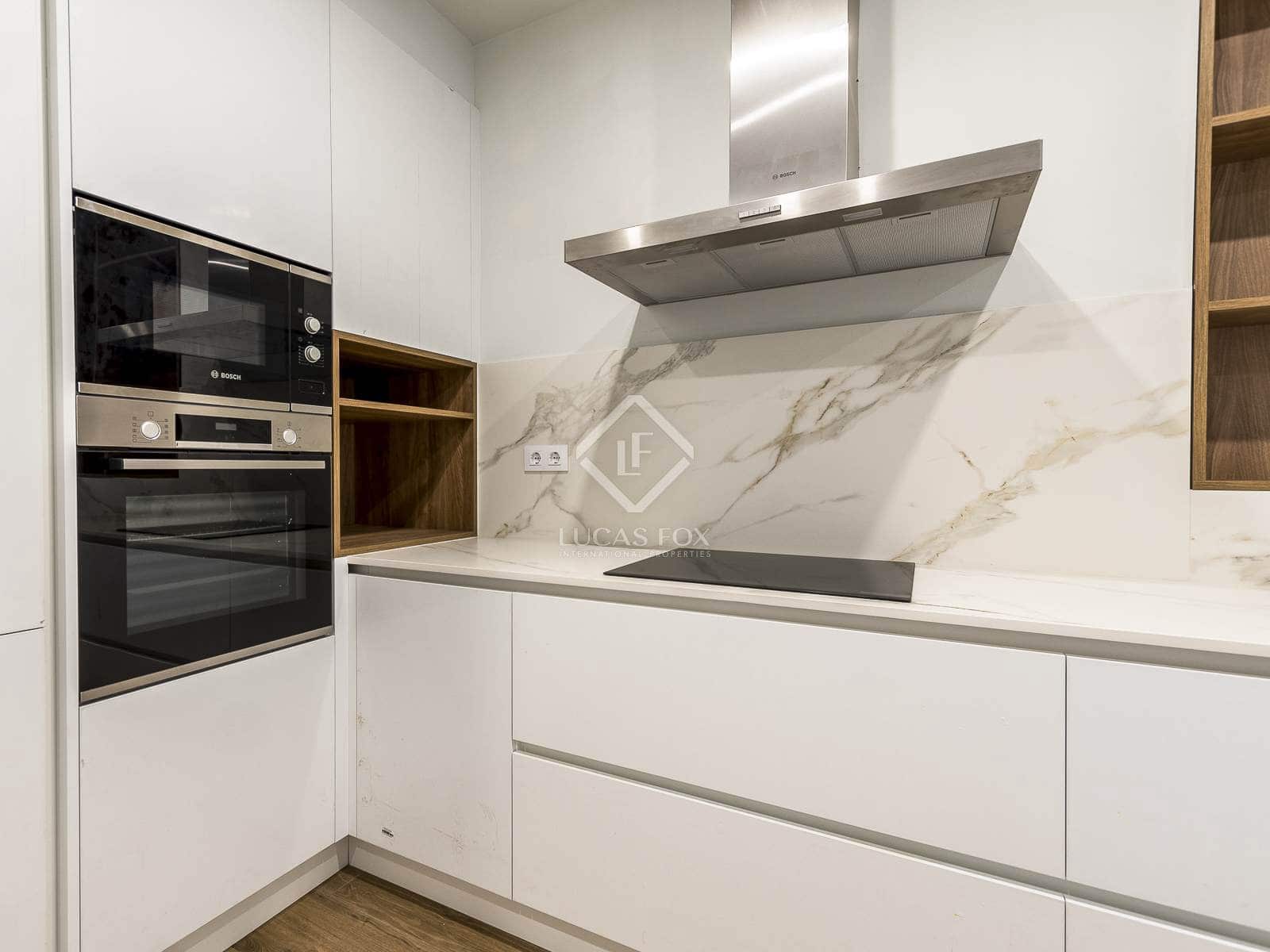 3 soveværelse Lejlighed til salg i Barcelona by - € 1.100.000 (Ref: 8628465)