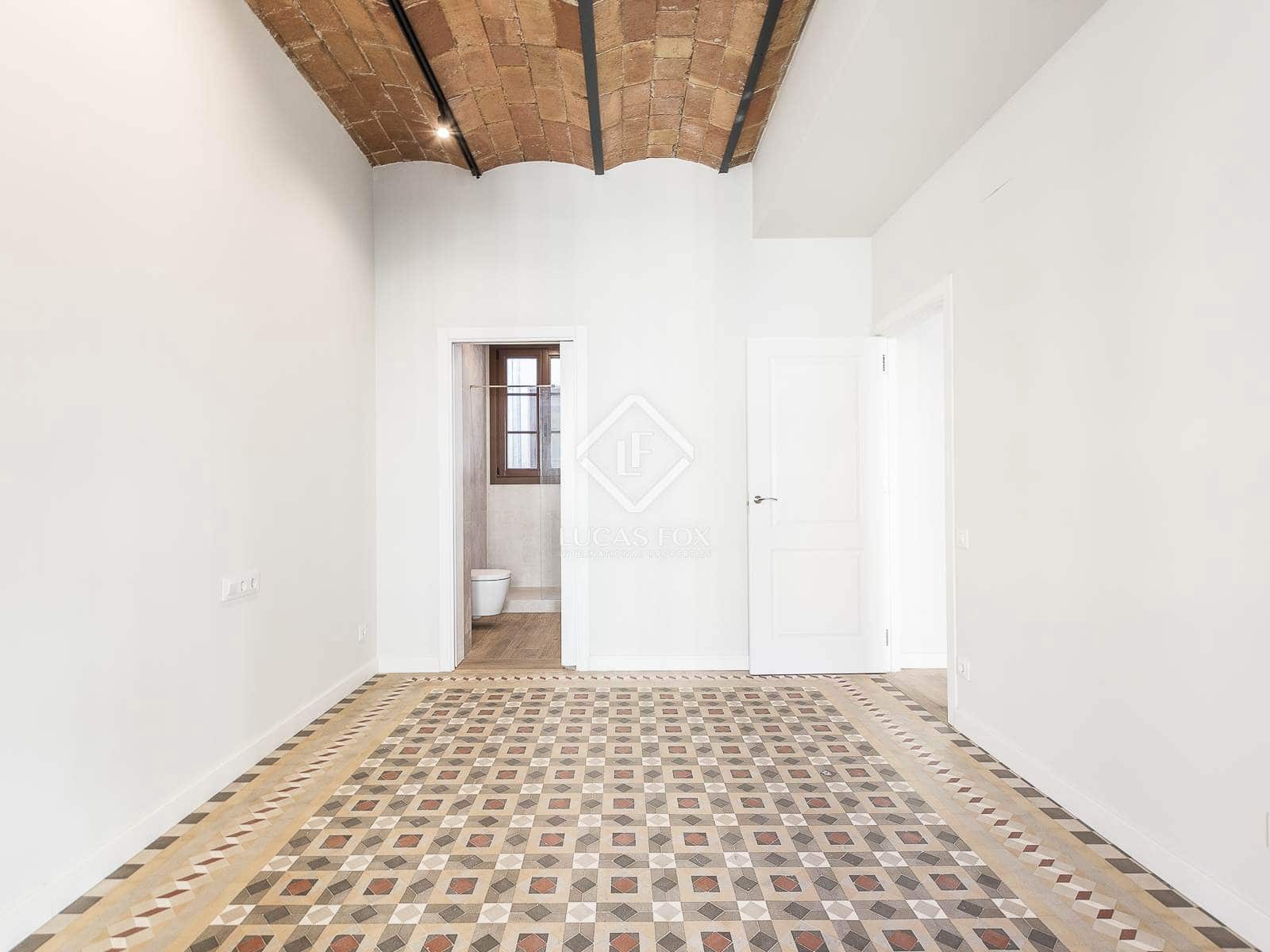 3 soveværelse Lejlighed til salg i Barcelona by - € 1.100.000 (Ref: 8628465)