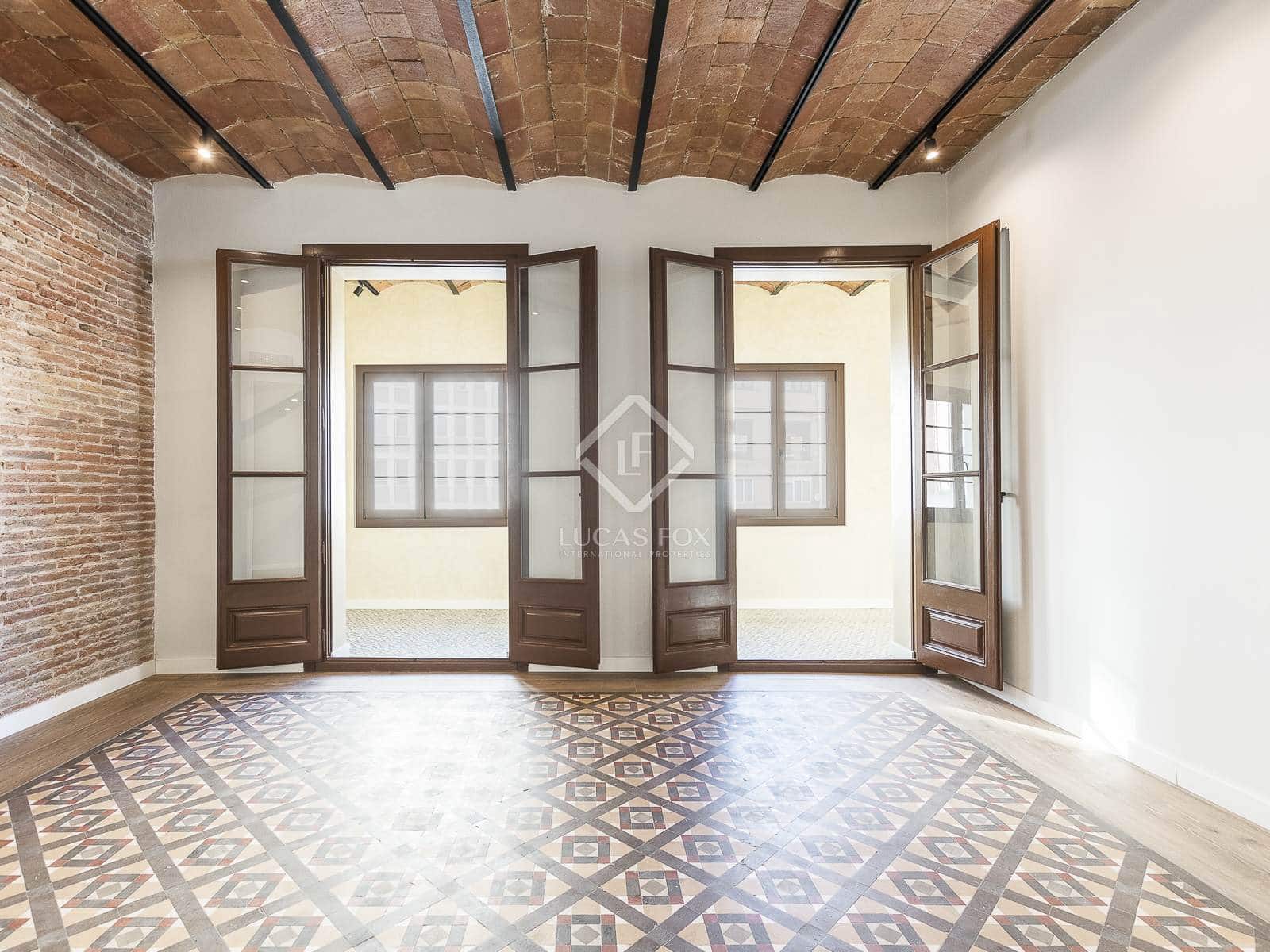 3 soveværelse Lejlighed til salg i Barcelona by - € 1.100.000 (Ref: 8628465)