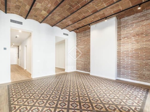 3 soveværelse Lejlighed til salg i Barcelona by - € 1.100.000 (Ref: 8628465)