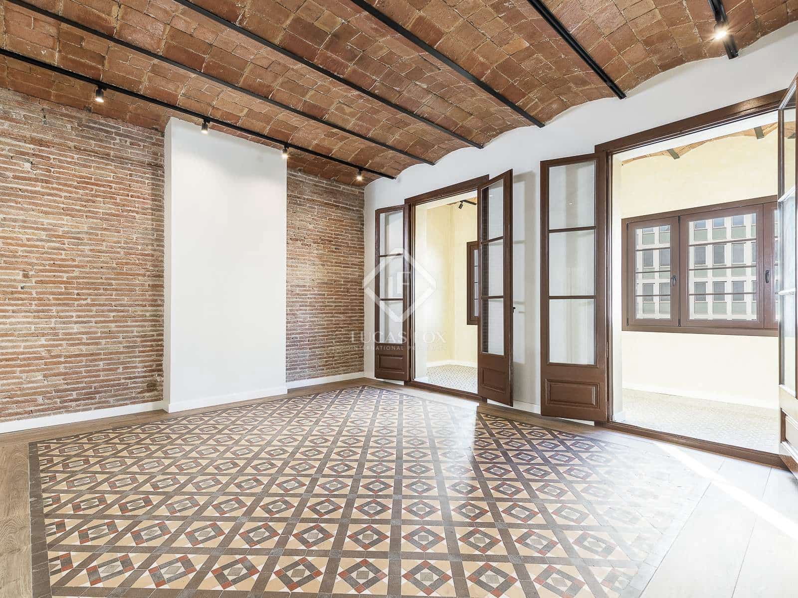 3 soveværelse Lejlighed til salg i Barcelona by - € 1.100.000 (Ref: 8628465)