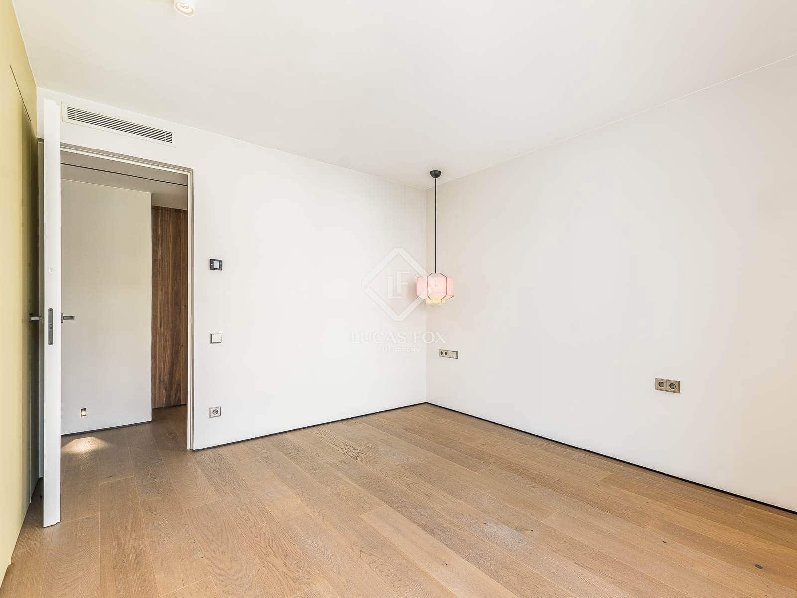 6 slaapkamer Appartement te koop in Barcelona stad met garage - € 2.800.000 (Ref: 8628466)