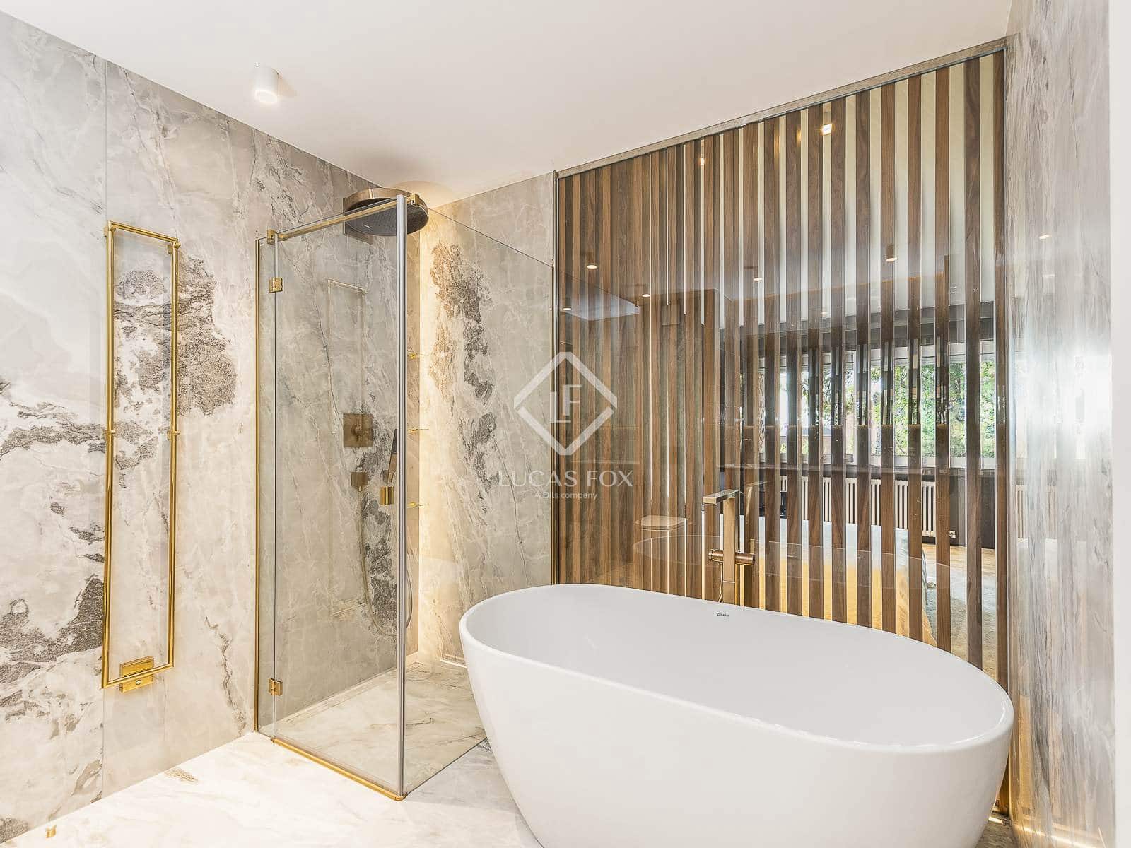 6 slaapkamer Appartement te koop in Barcelona stad met garage - € 2.800.000 (Ref: 8628466)