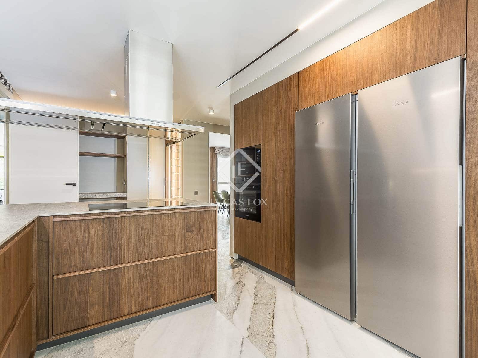 6 slaapkamer Appartement te koop in Barcelona stad met garage - € 2.800.000 (Ref: 8628466)