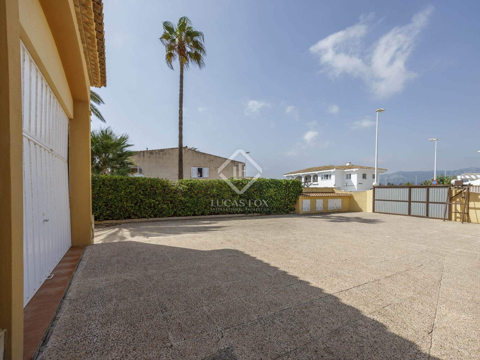 4 soveværelse Villa til salg i Cullera med garage - € 850.000 (Ref: 8633758)