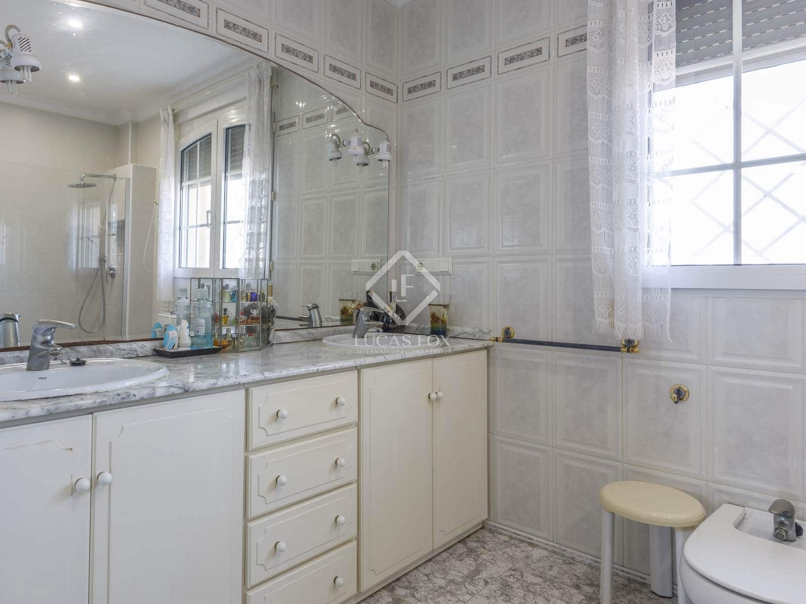 4 soveværelse Villa til salg i Cullera med garage - € 850.000 (Ref: 8633758)