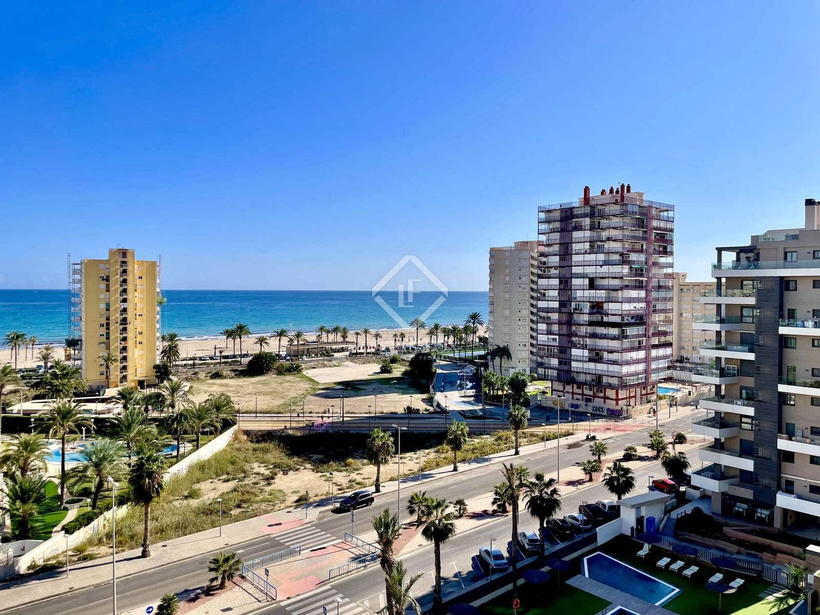 1 slaapkamer Appartement te koop in Alicante stad - € 300.000 (Ref: 8633844)