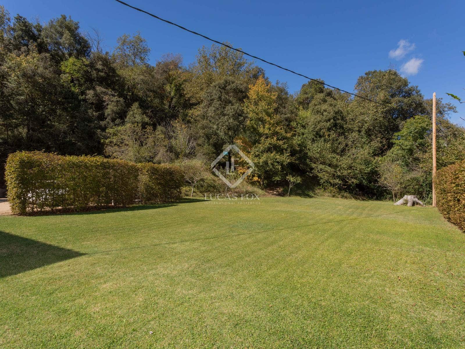 10 soveværelse Finca/Landehus til salg i Sant Feliu de Pallerols med swimmingpool garage - € 1.400.000 (Ref: 8635910)