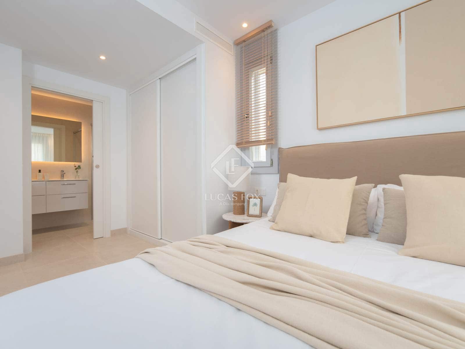 3 bedroom Apartment for sale in Ibiza / Eivissa town with pool garage - € 690,000 (Ref: 8637137)