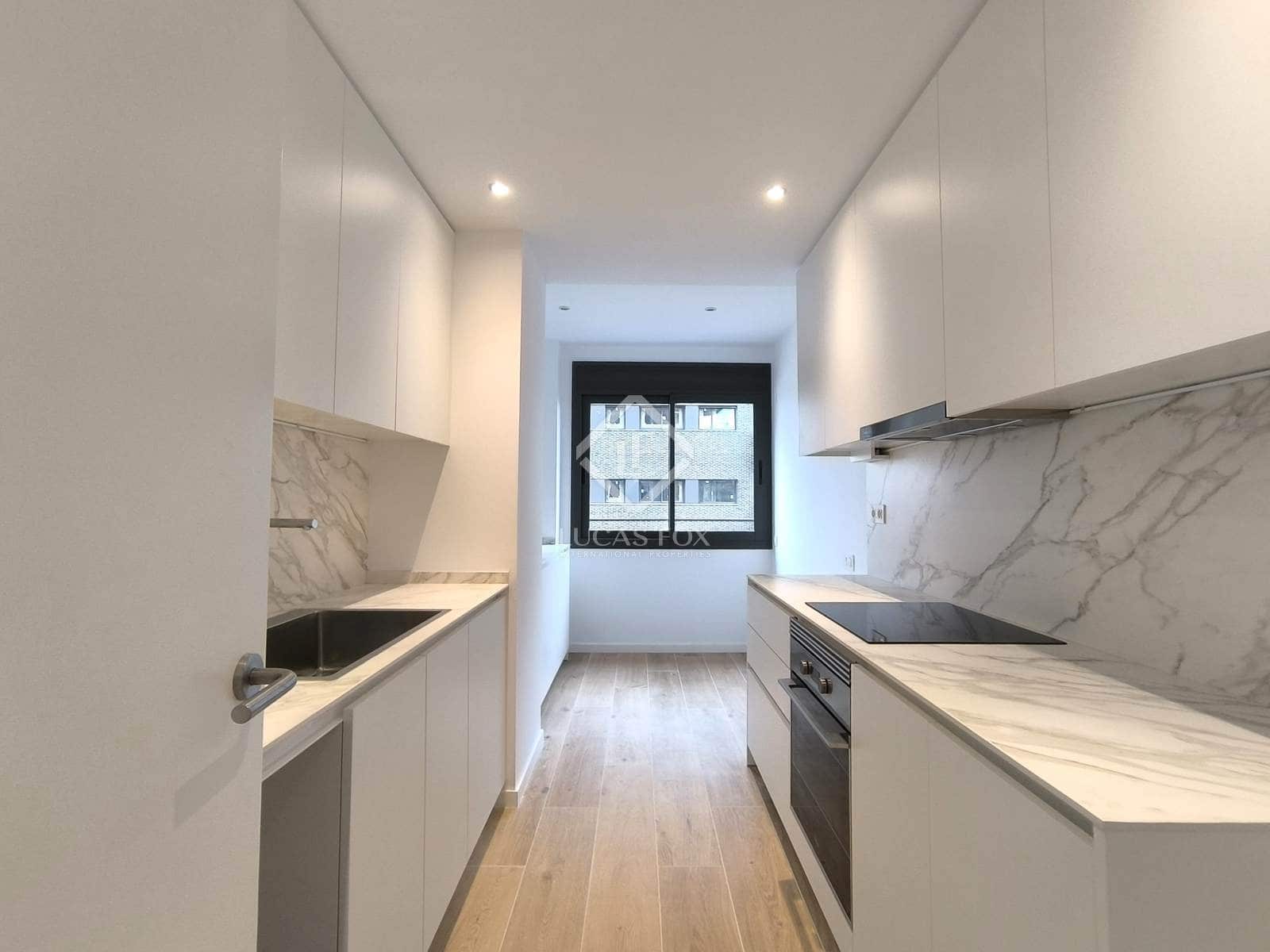 3 quarto Apartamento para arrendar em Esplugues de Llobregat com piscina garagem - 3 480 € (Ref: 8637817)