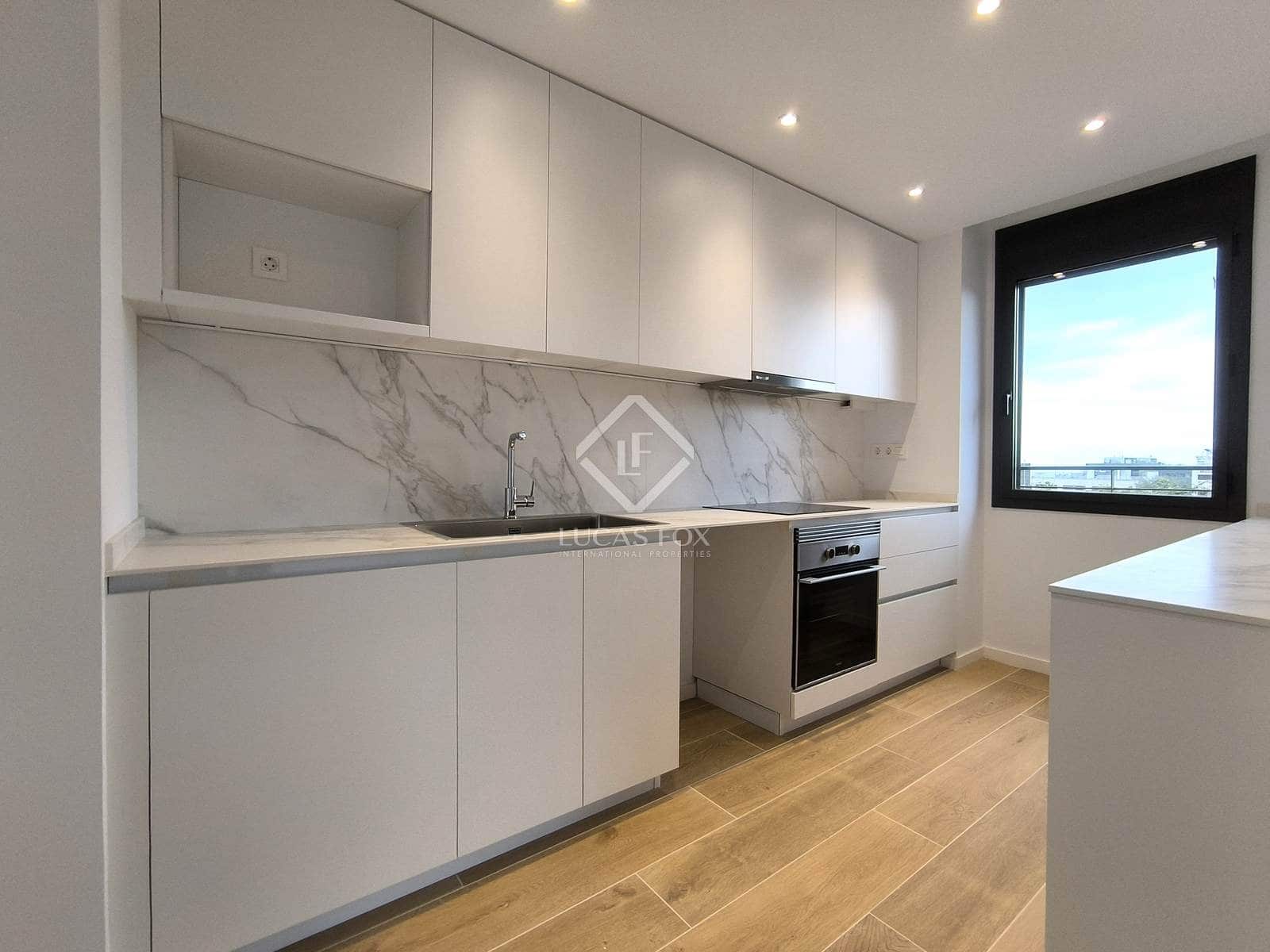 3 quarto Apartamento para arrendar em Esplugues de Llobregat com piscina garagem - 3 278 € (Ref: 8637818)