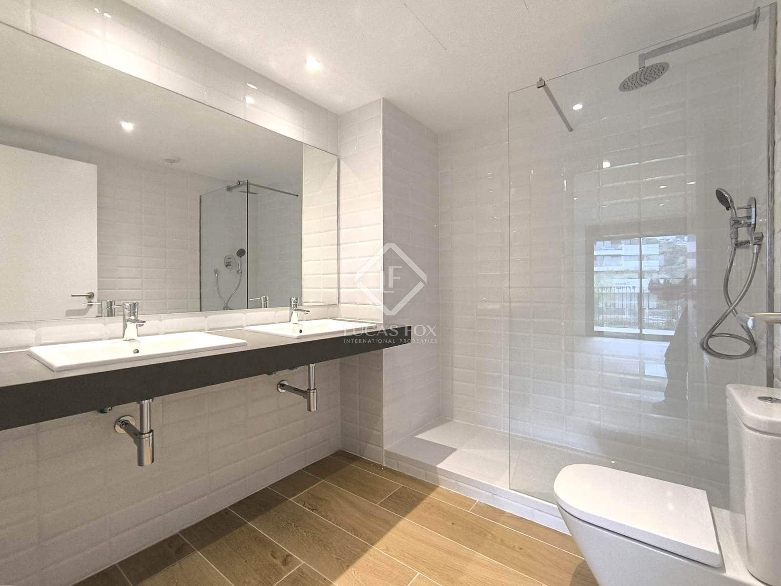 3 quarto Apartamento para arrendar em Esplugues de Llobregat com piscina garagem - 3 278 € (Ref: 8637818)