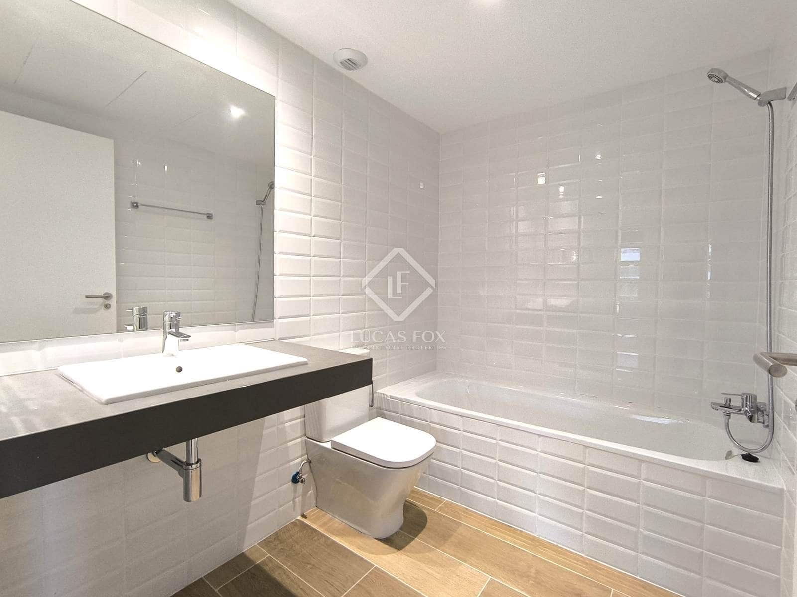 3 quarto Apartamento para arrendar em Esplugues de Llobregat com piscina garagem - 3 278 € (Ref: 8637818)