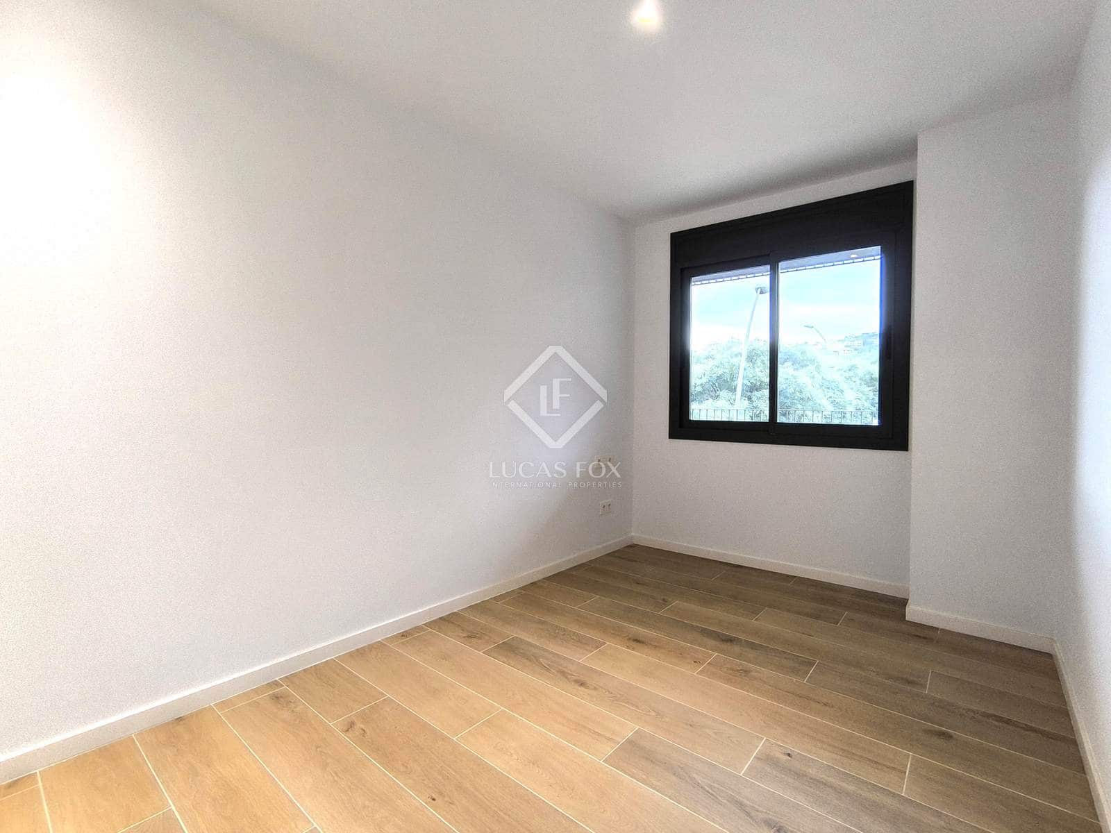 3 quarto Apartamento para arrendar em Esplugues de Llobregat com piscina garagem - 3 278 € (Ref: 8637818)