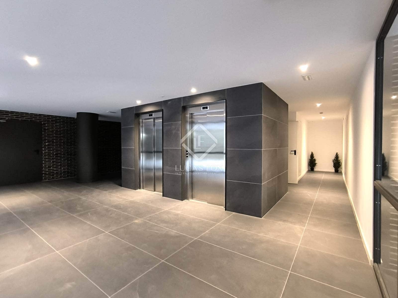 3 quarto Apartamento para arrendar em Esplugues de Llobregat com piscina garagem - 3 278 € (Ref: 8637818)