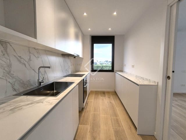 3 quarto Apartamento para arrendar em Esplugues de Llobregat com piscina garagem - 3 278 € (Ref: 8637818)