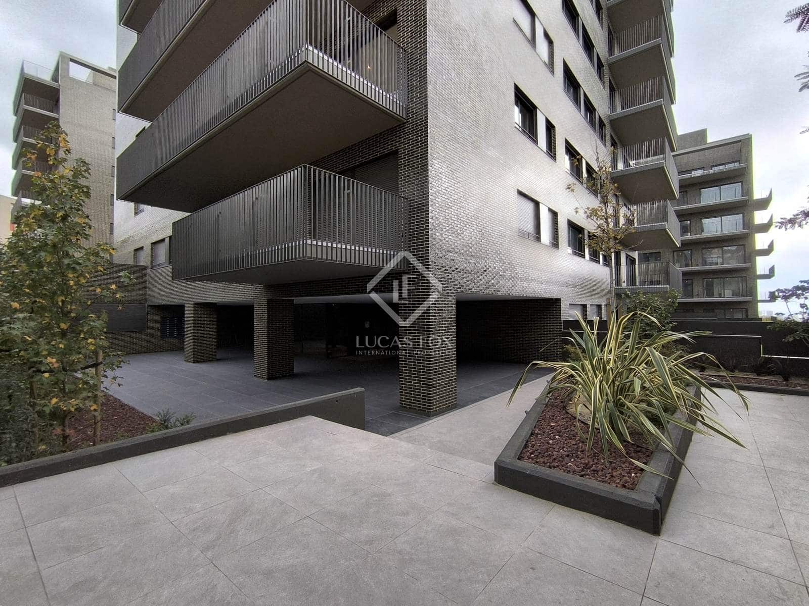 3 quarto Apartamento para arrendar em Esplugues de Llobregat com piscina garagem - 3 278 € (Ref: 8637818)