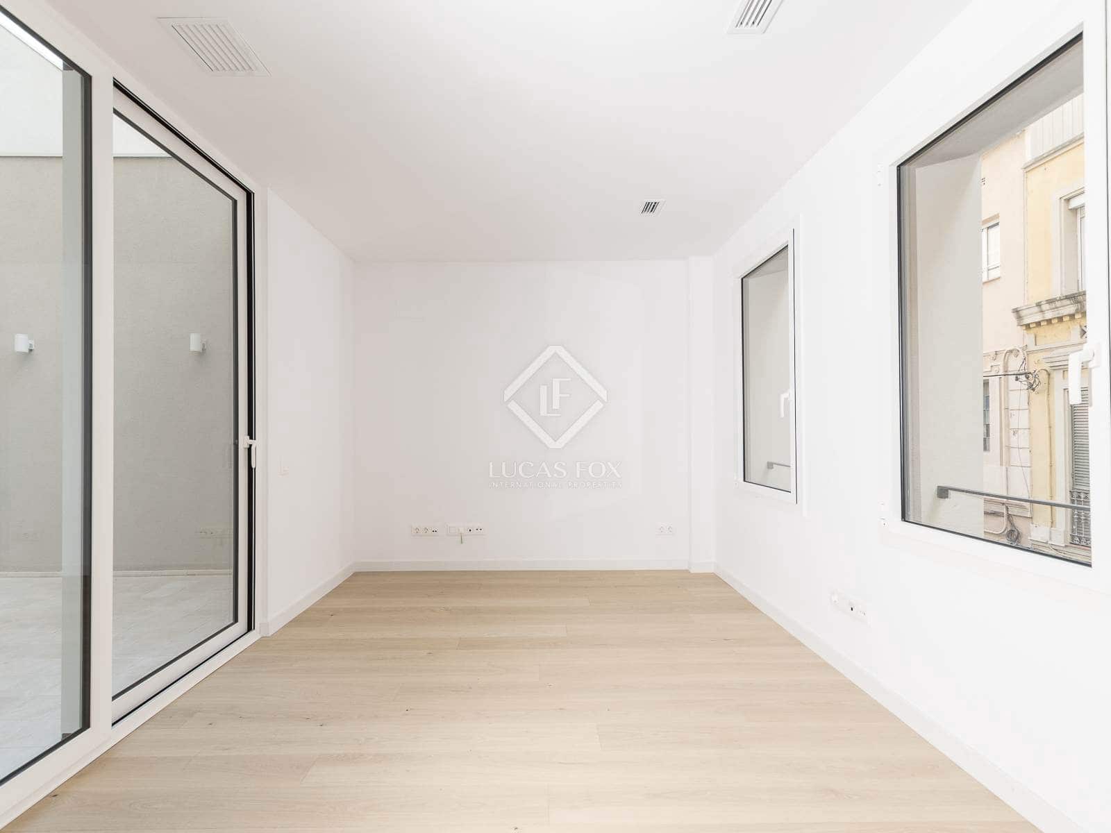 4 slaapkamer Appartement te koop in Barcelona stad - € 890.000 (Ref: 8639974)