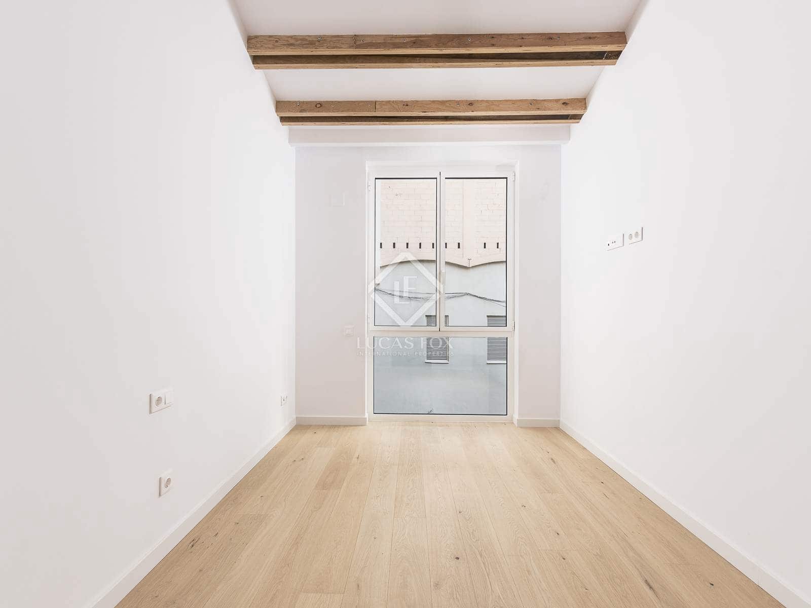 4 slaapkamer Appartement te koop in Barcelona stad - € 890.000 (Ref: 8639974)