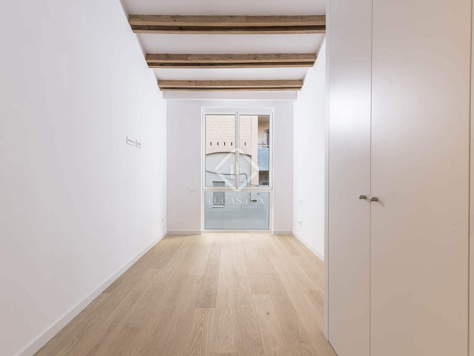 4 slaapkamer Appartement te koop in Barcelona stad - € 890.000 (Ref: 8639974)