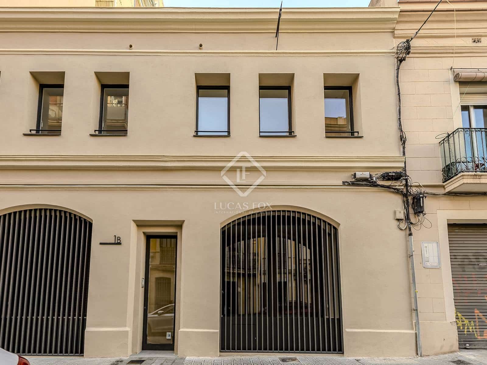 4 slaapkamer Appartement te koop in Barcelona stad - € 890.000 (Ref: 8639974)