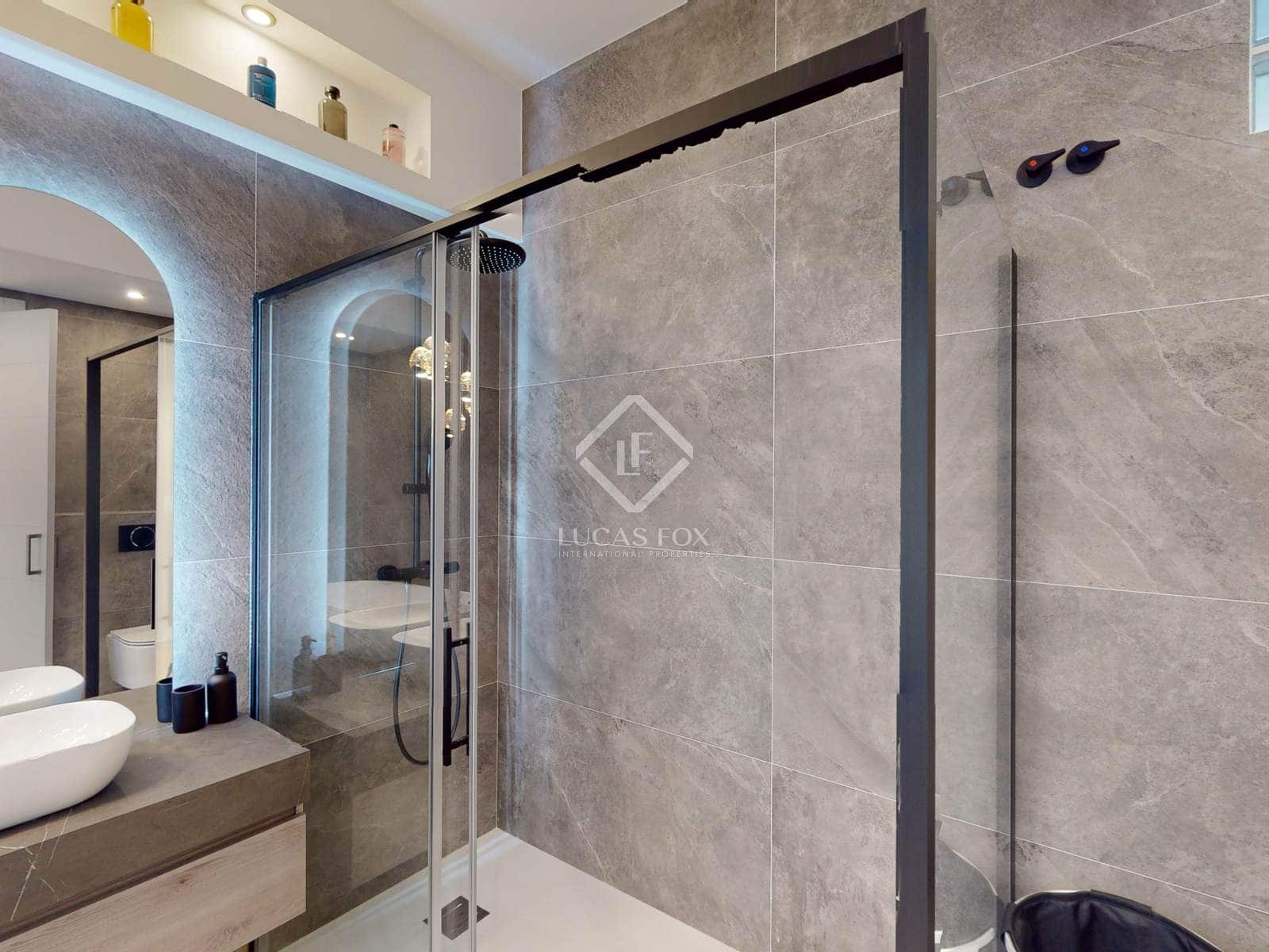 3 quarto Apartamento para venda em Malaga cidade - 1 164 000 € (Ref: 8640344)