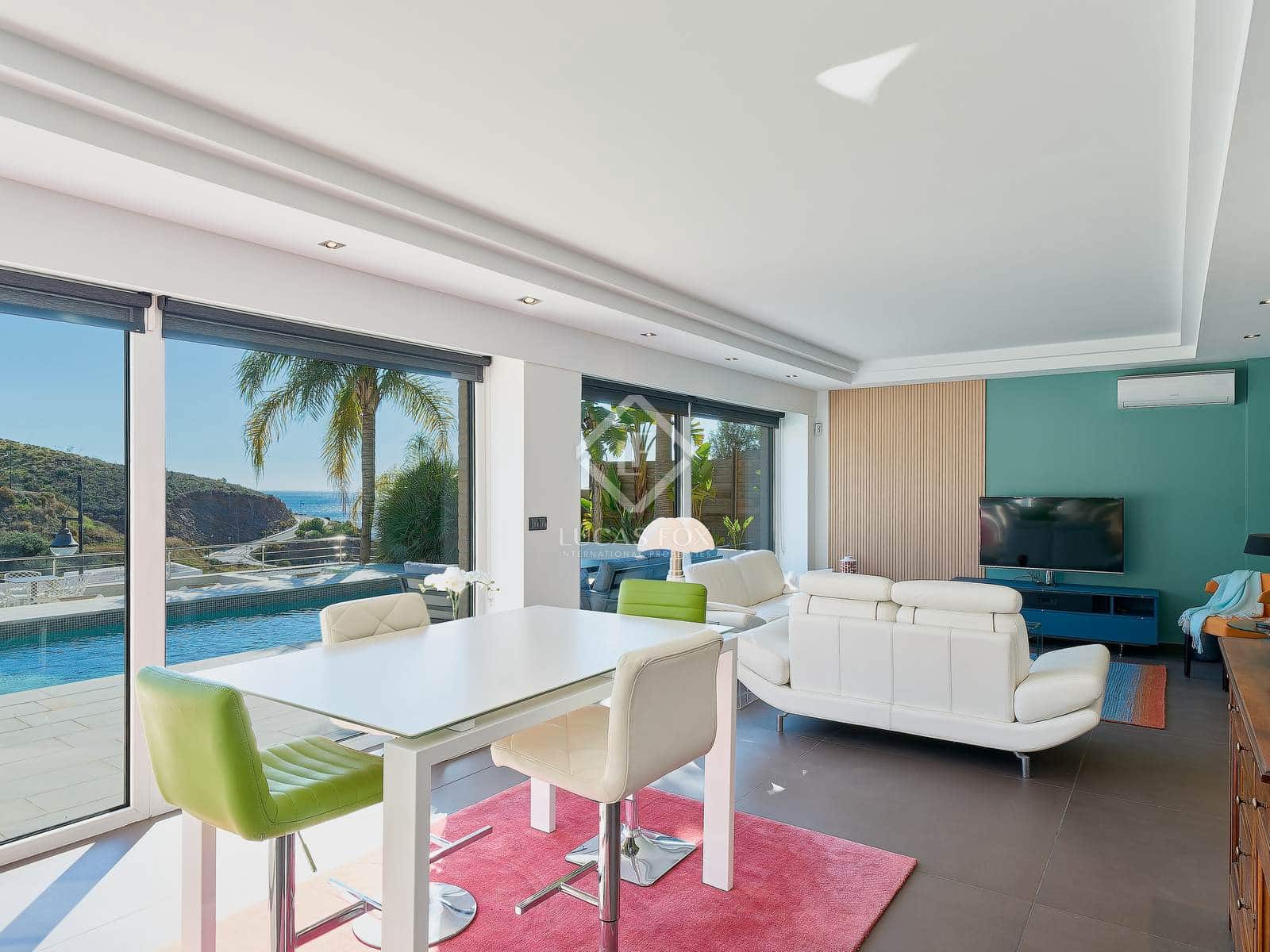 5 chambre Villa/Maison à vendre à Torrox avec piscine garage - 995 000 € (Ref: 8640429)