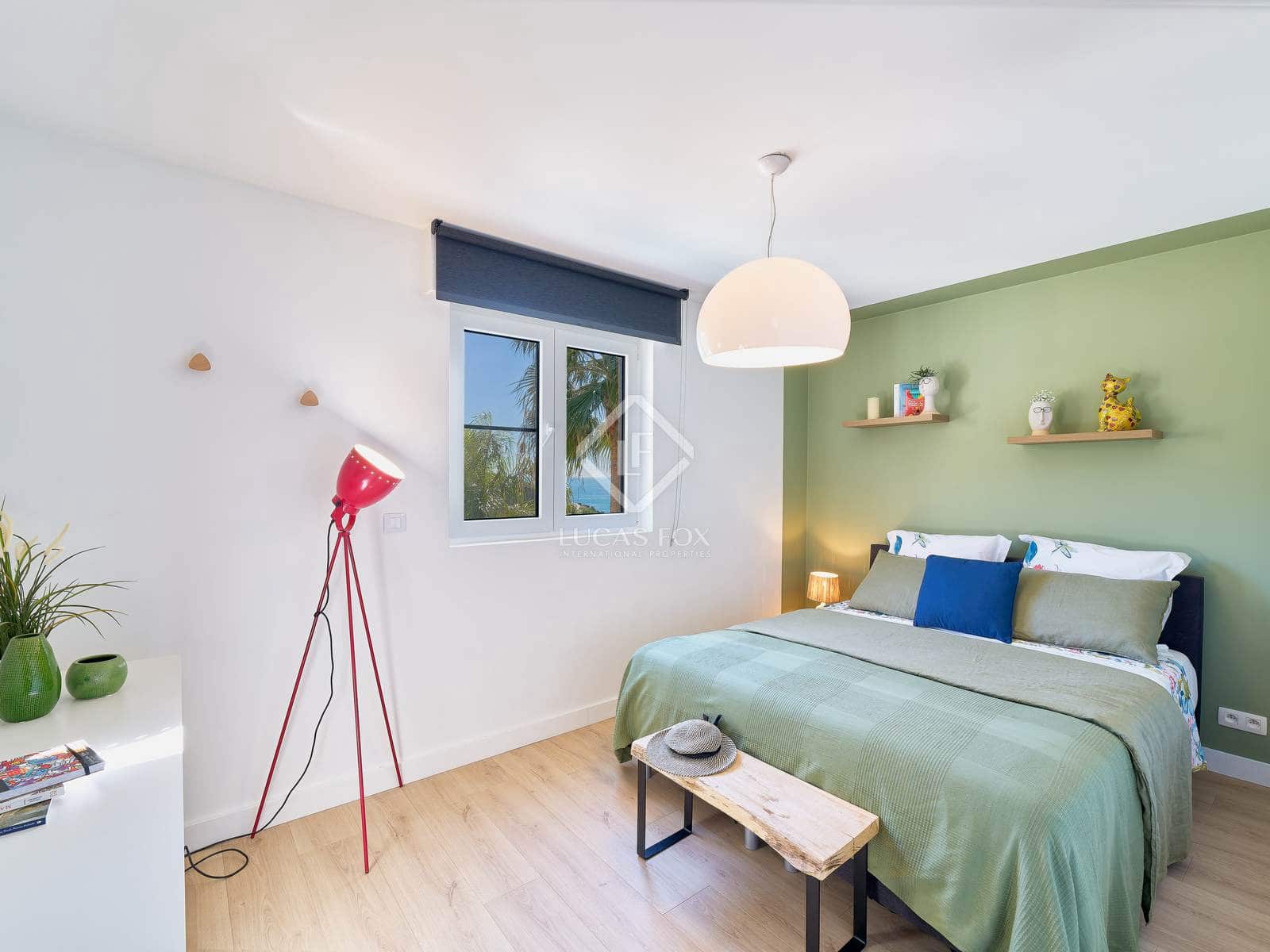 5 chambre Villa/Maison à vendre à Torrox avec piscine garage - 995 000 € (Ref: 8640429)