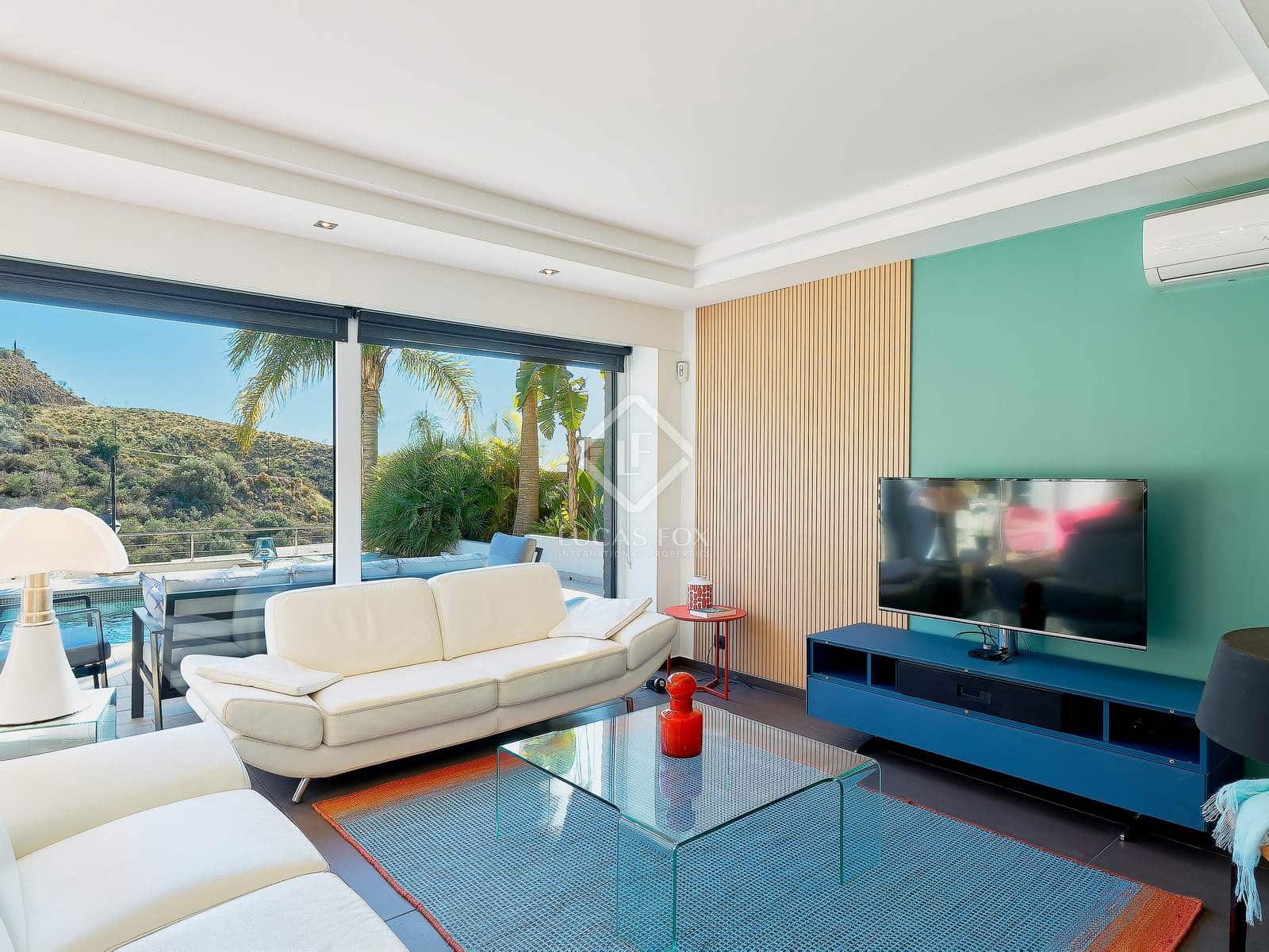 5 chambre Villa/Maison à vendre à Torrox avec piscine garage - 995 000 € (Ref: 8640429)