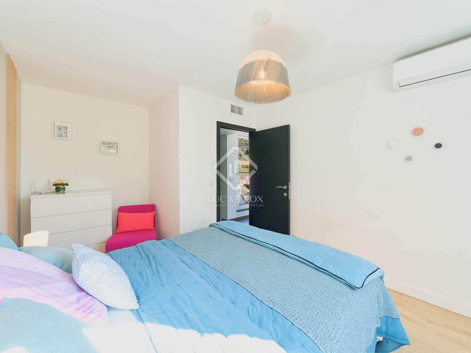 5 chambre Villa/Maison à vendre à Torrox avec piscine garage - 995 000 € (Ref: 8640429)