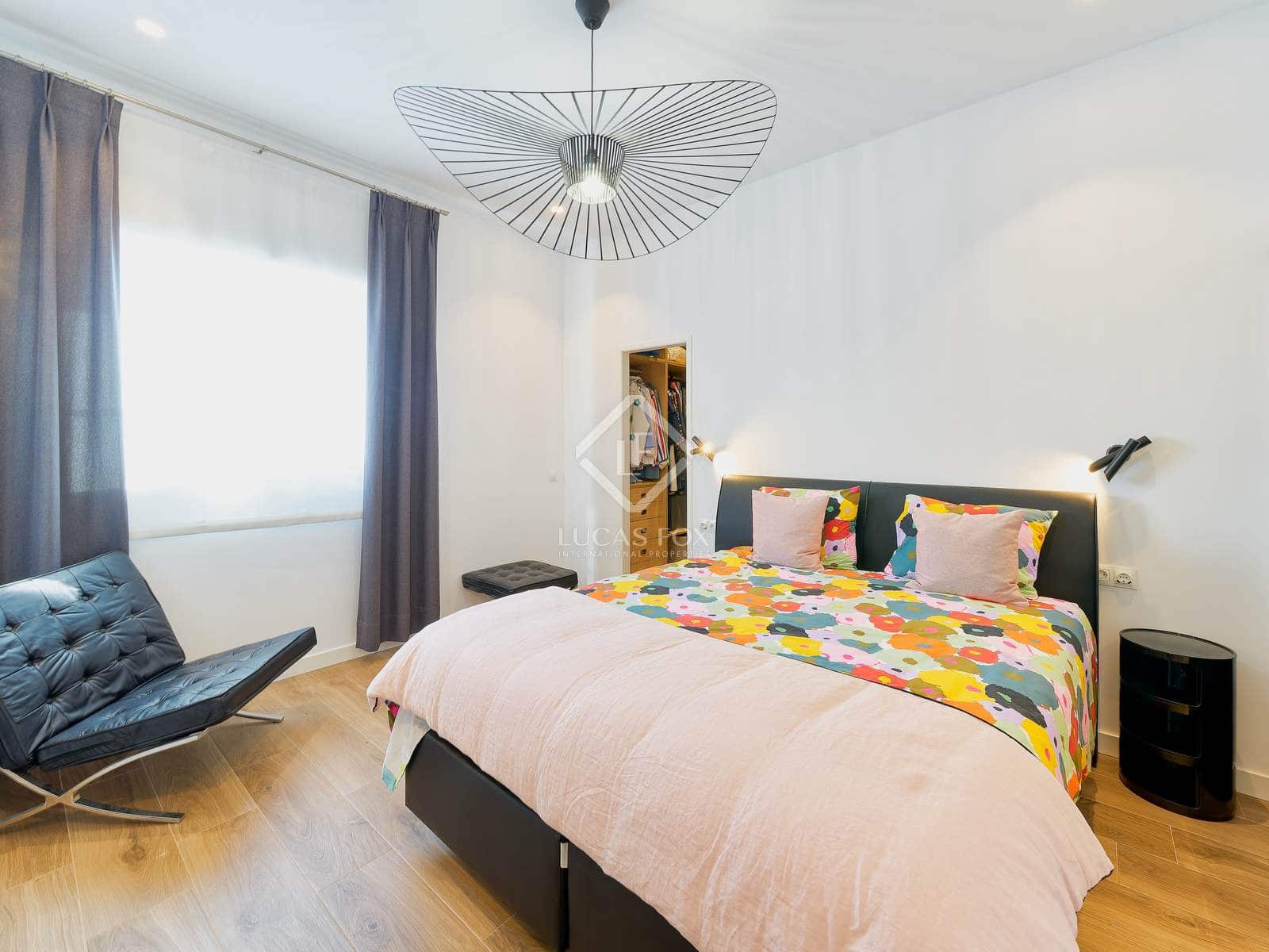 5 chambre Villa/Maison à vendre à Torrox avec piscine garage - 995 000 € (Ref: 8640429)