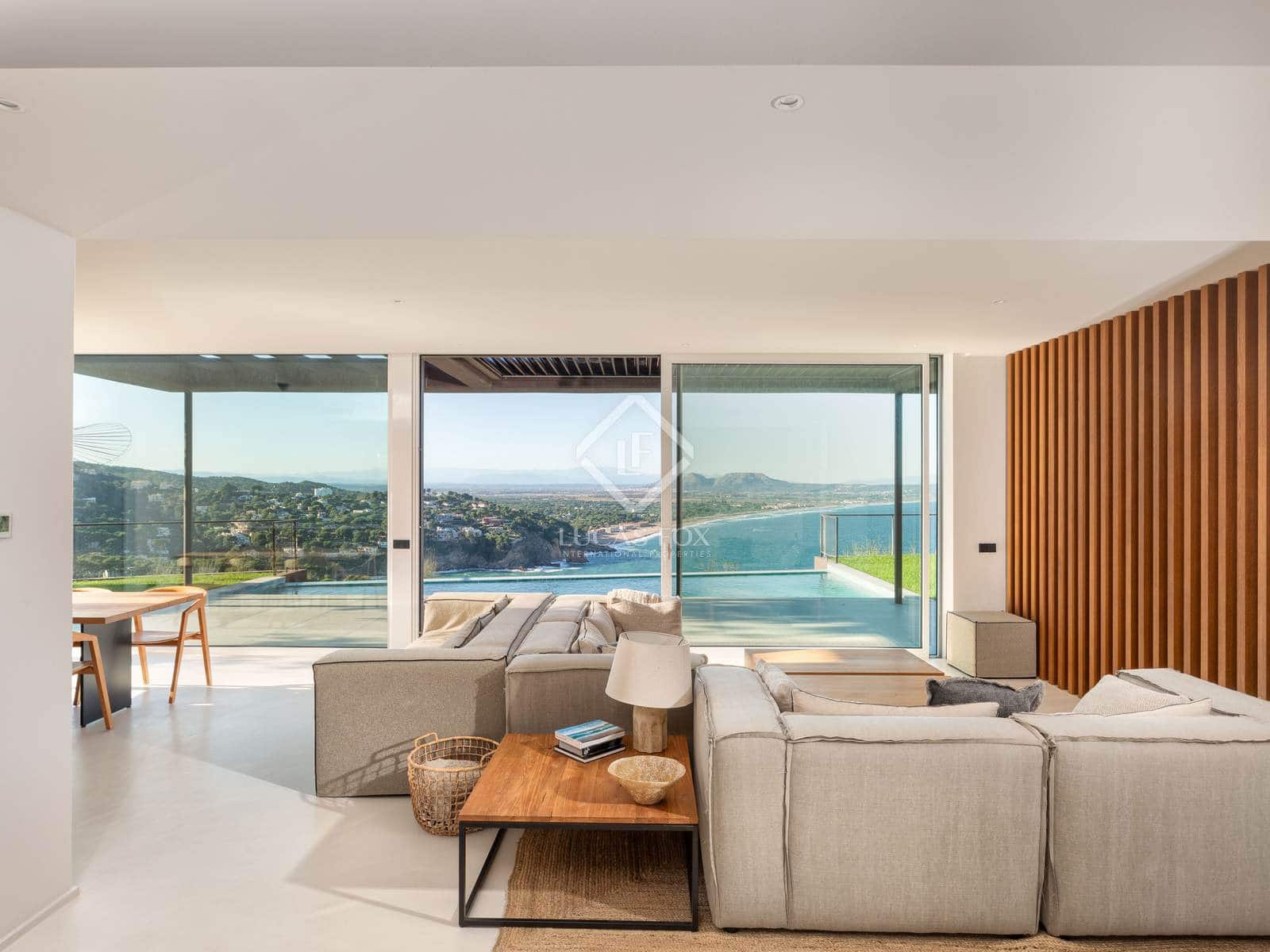 4 bedroom Villa for sale in Begur with pool - € 3,250,000 (Ref: 8644061)