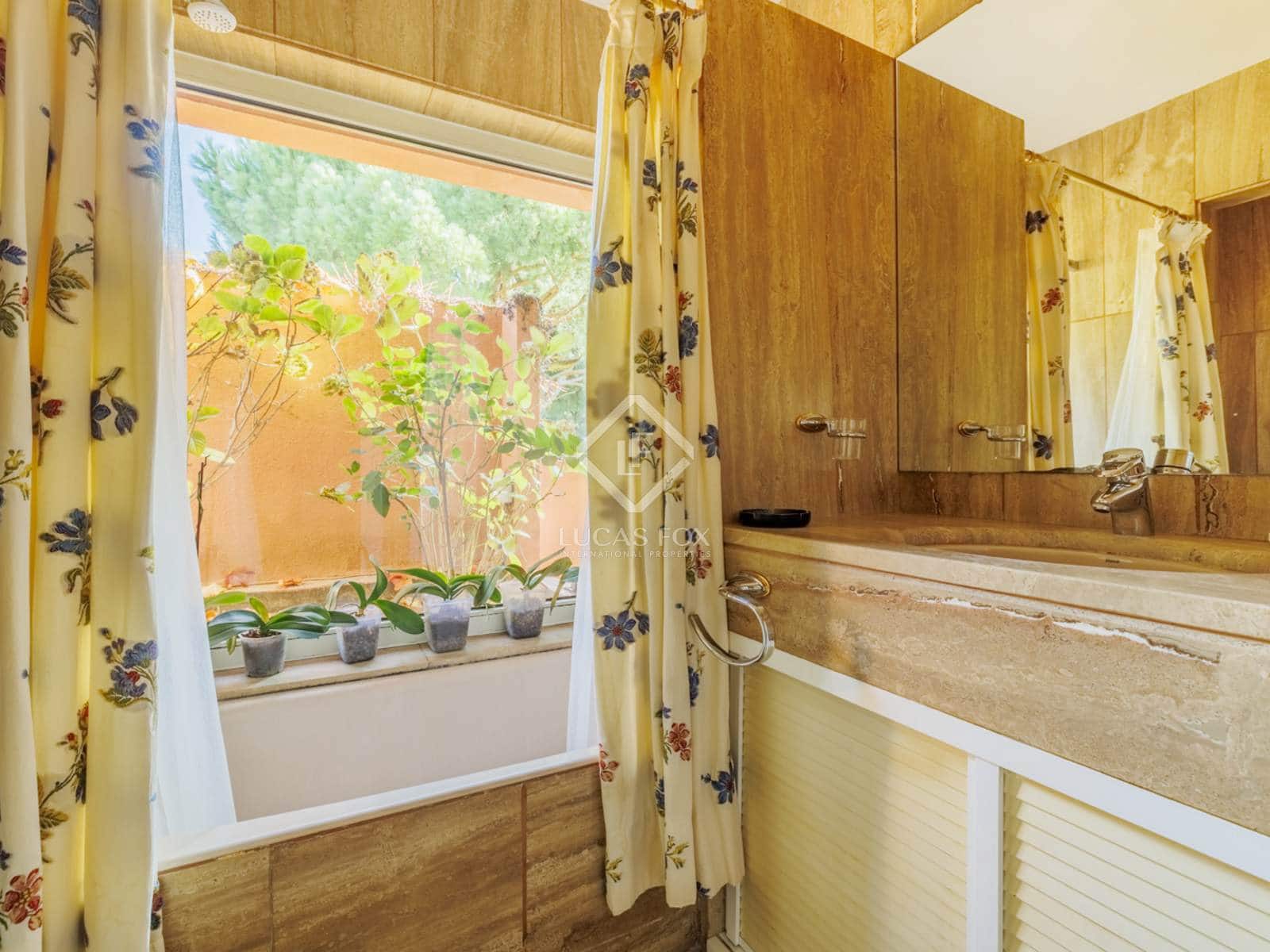 7 soveværelse Villa til salg i Boadilla del Monte med swimmingpool garage - € 1.950.000 (Ref: 8644470)