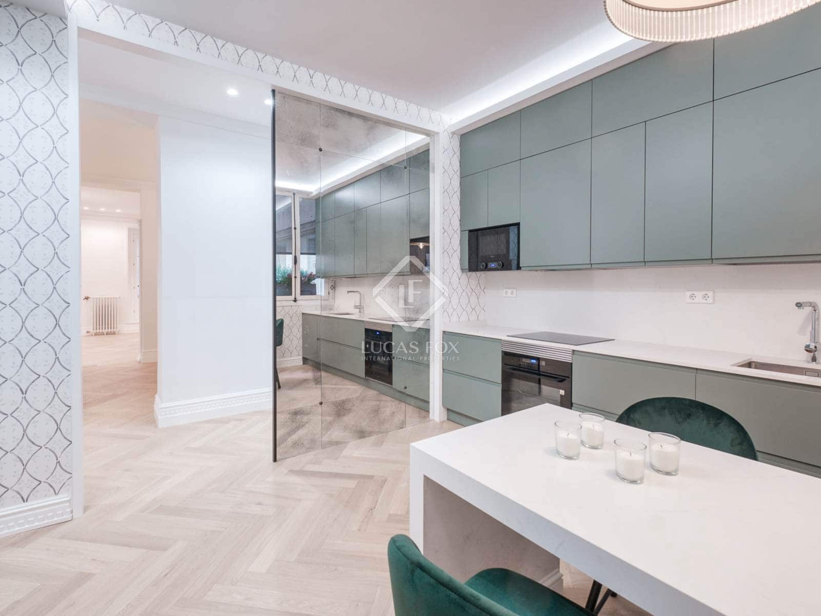 3 sypialnia Apartament na sprzedaż w Miasto Madryt - 1 990 000 € (Ref: 8644476)