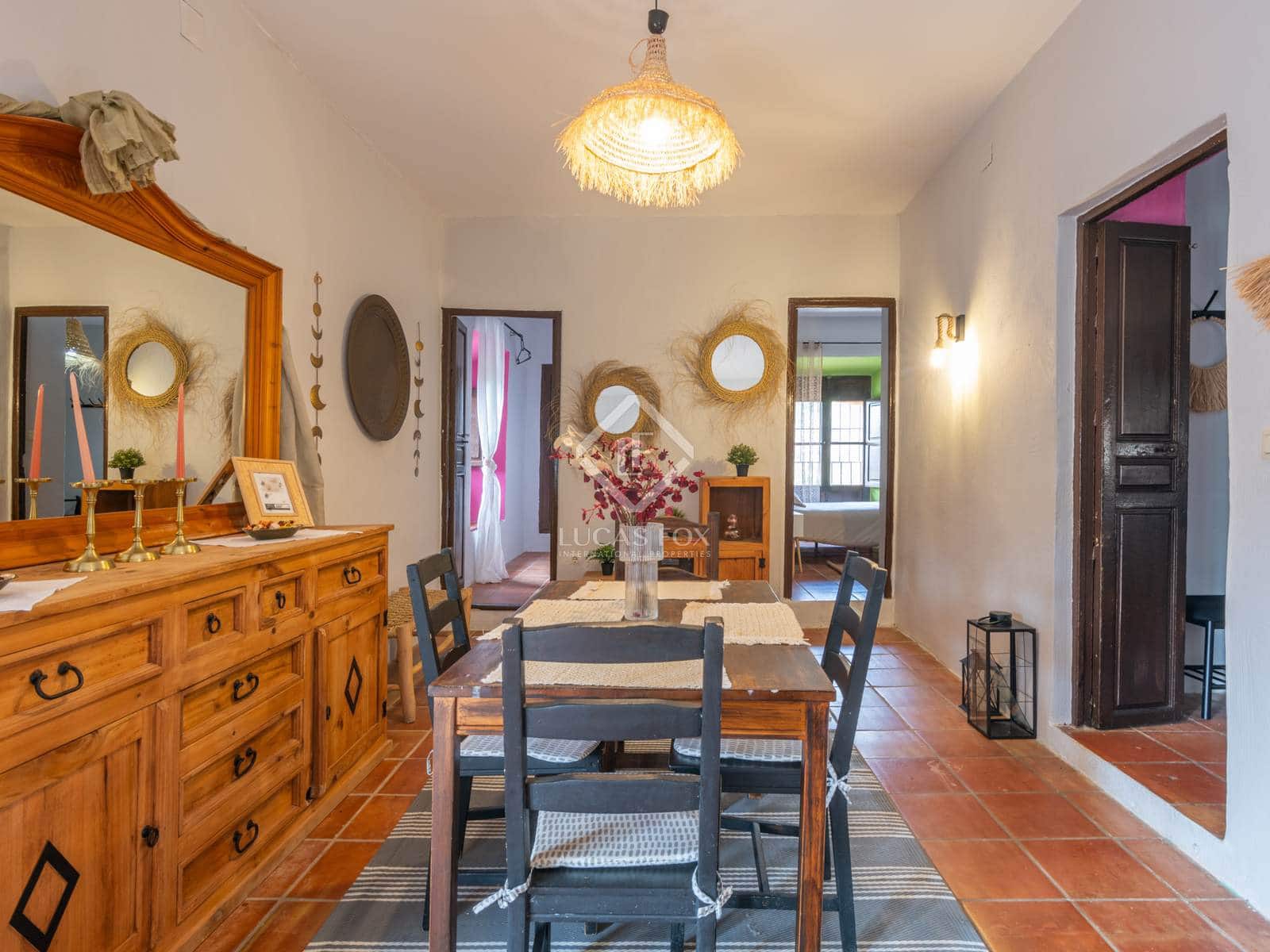 11 soveværelse Finca/Landehus til salg i Malaga by med swimmingpool garage - € 1.250.000 (Ref: 8644477)