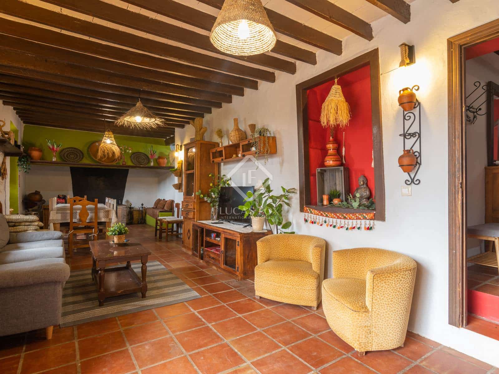 11 soveværelse Finca/Landehus til salg i Malaga by med swimmingpool garage - € 1.250.000 (Ref: 8644477)