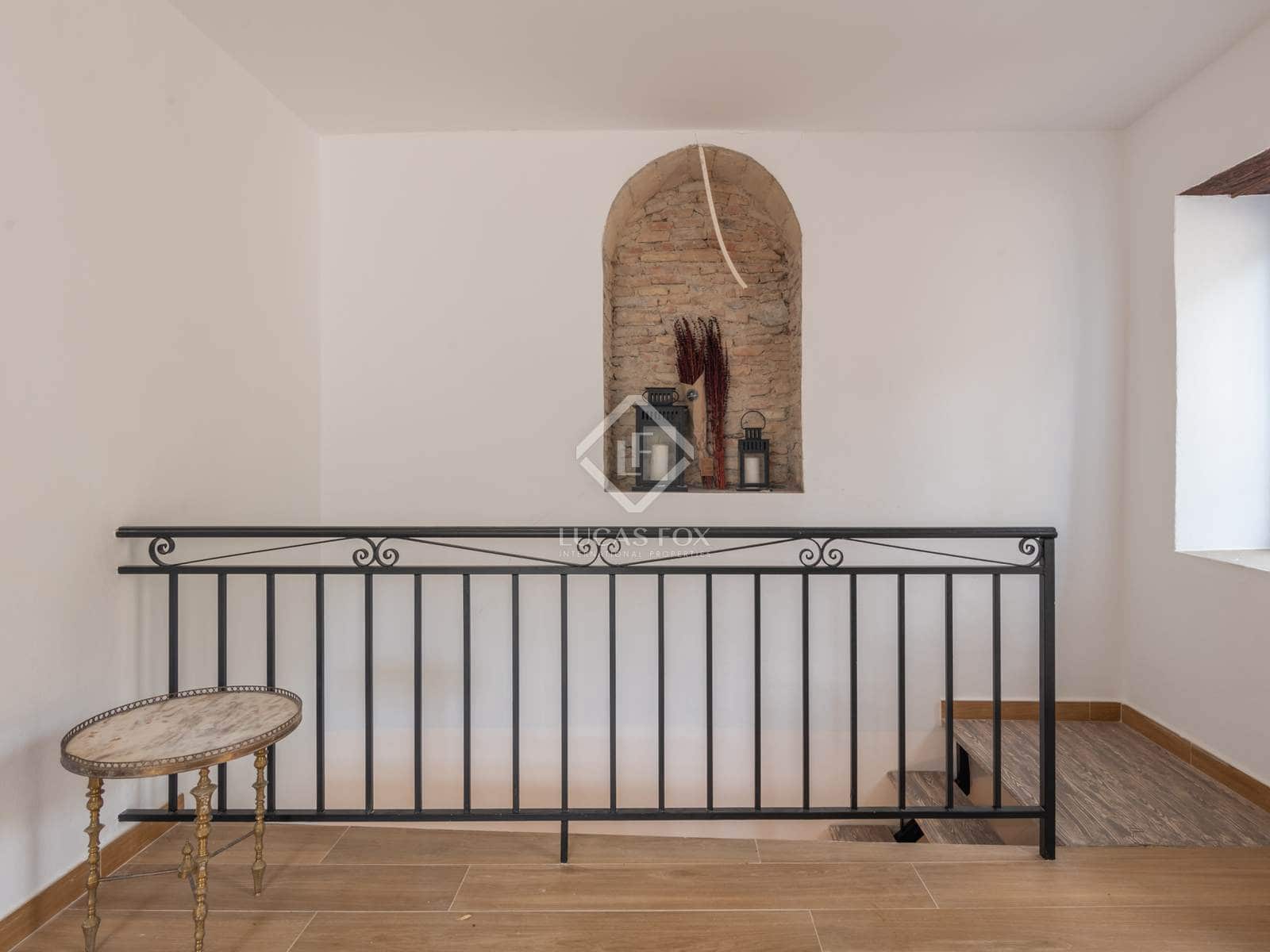 11 soveværelse Finca/Landehus til salg i Malaga by med swimmingpool garage - € 1.250.000 (Ref: 8644477)