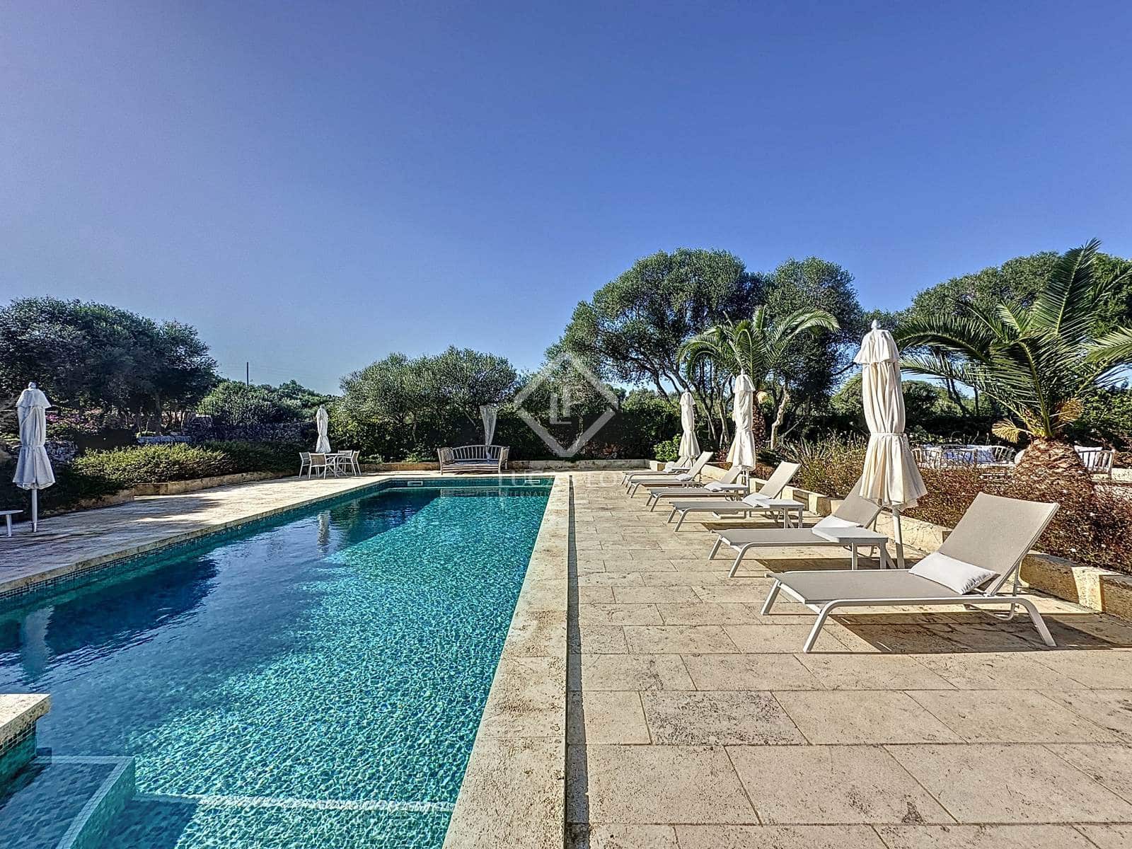 4 soveværelse Finca/Landehus til salg i San Luis / Sant Lluis med swimmingpool garage - € 3.300.000 (Ref: 8646068)