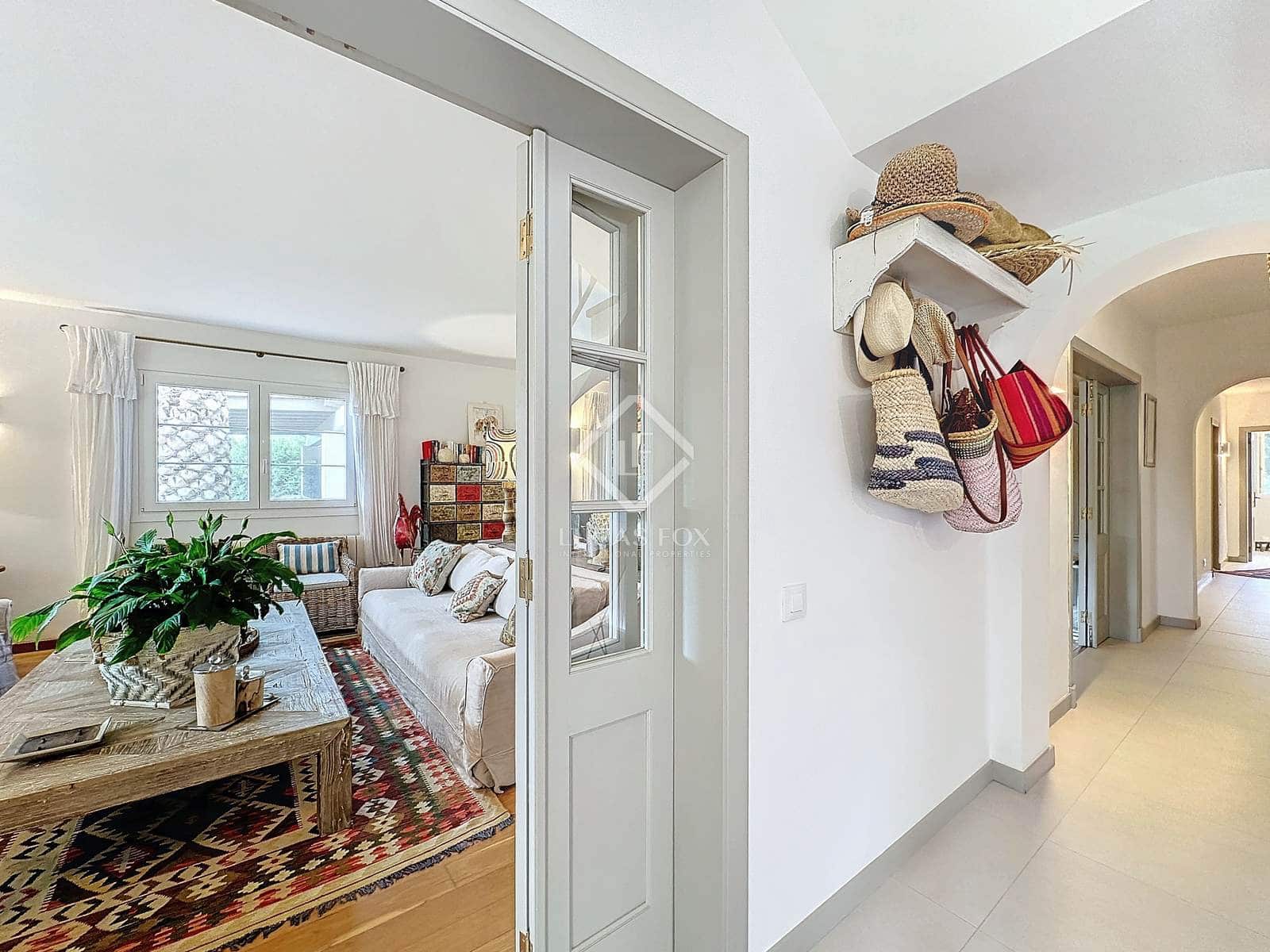 4 soveværelse Finca/Landehus til salg i San Luis / Sant Lluis med swimmingpool garage - € 3.300.000 (Ref: 8646068)