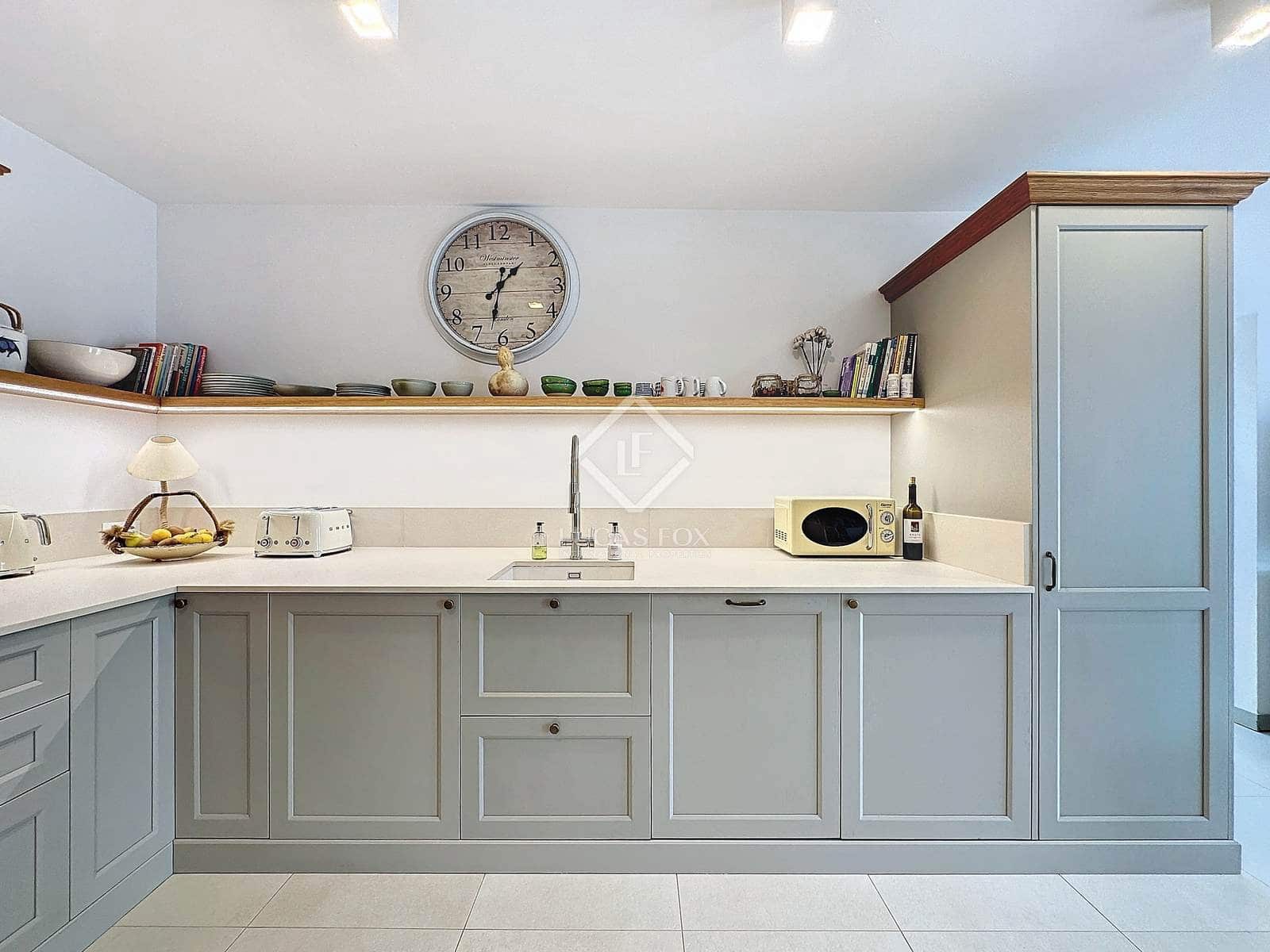 4 soveværelse Finca/Landehus til salg i San Luis / Sant Lluis med swimmingpool garage - € 3.300.000 (Ref: 8646068)