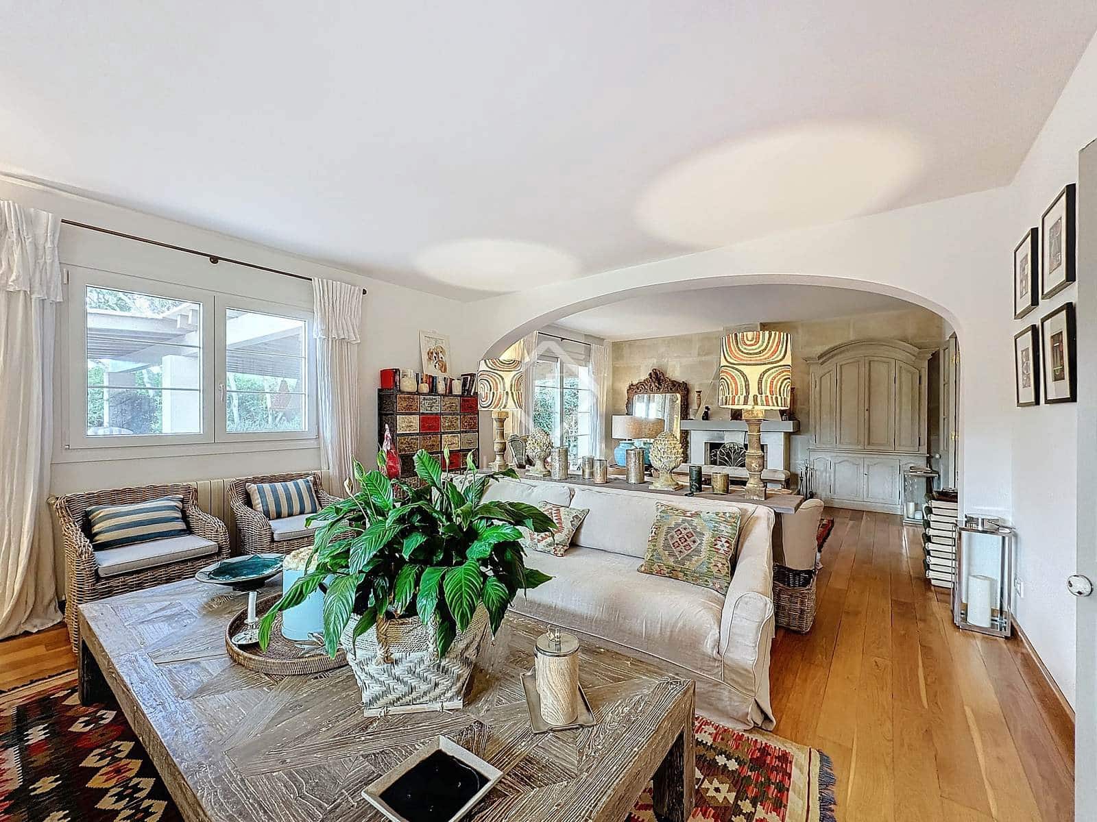 4 soveværelse Finca/Landehus til salg i San Luis / Sant Lluis med swimmingpool garage - € 3.300.000 (Ref: 8646068)