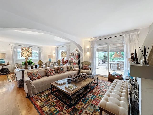 4 slaapkamer Finca/Landhuis te koop in San Luis / Sant Lluís met zwembad garage - € 3.300.000 (Ref: 8646068)