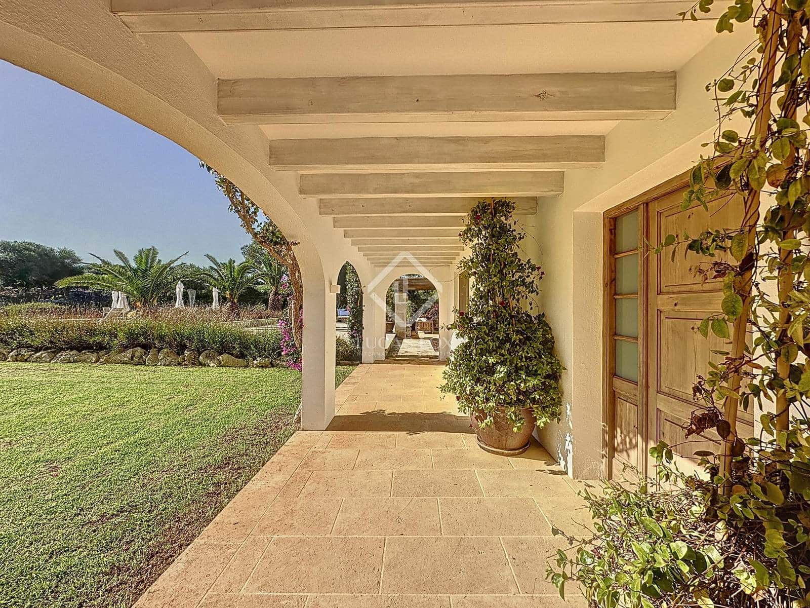 4 soveværelse Finca/Landehus til salg i San Luis / Sant Lluis med swimmingpool garage - € 3.300.000 (Ref: 8646068)