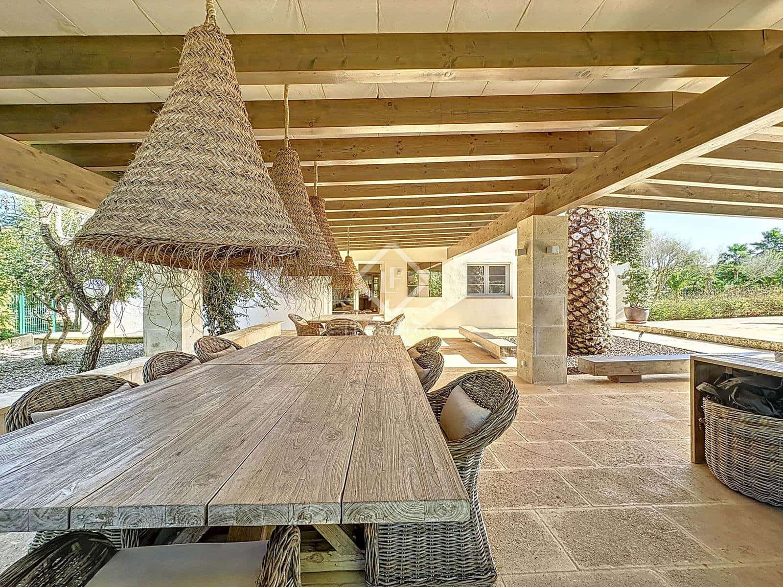 4 soveværelse Finca/Landehus til salg i San Luis / Sant Lluis med swimmingpool garage - € 3.300.000 (Ref: 8646068)