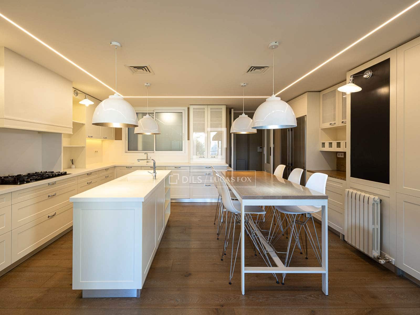 5 soveværelse Lejlighed til salg i Barcelona by - € 3.900.000 (Ref: 8646216)