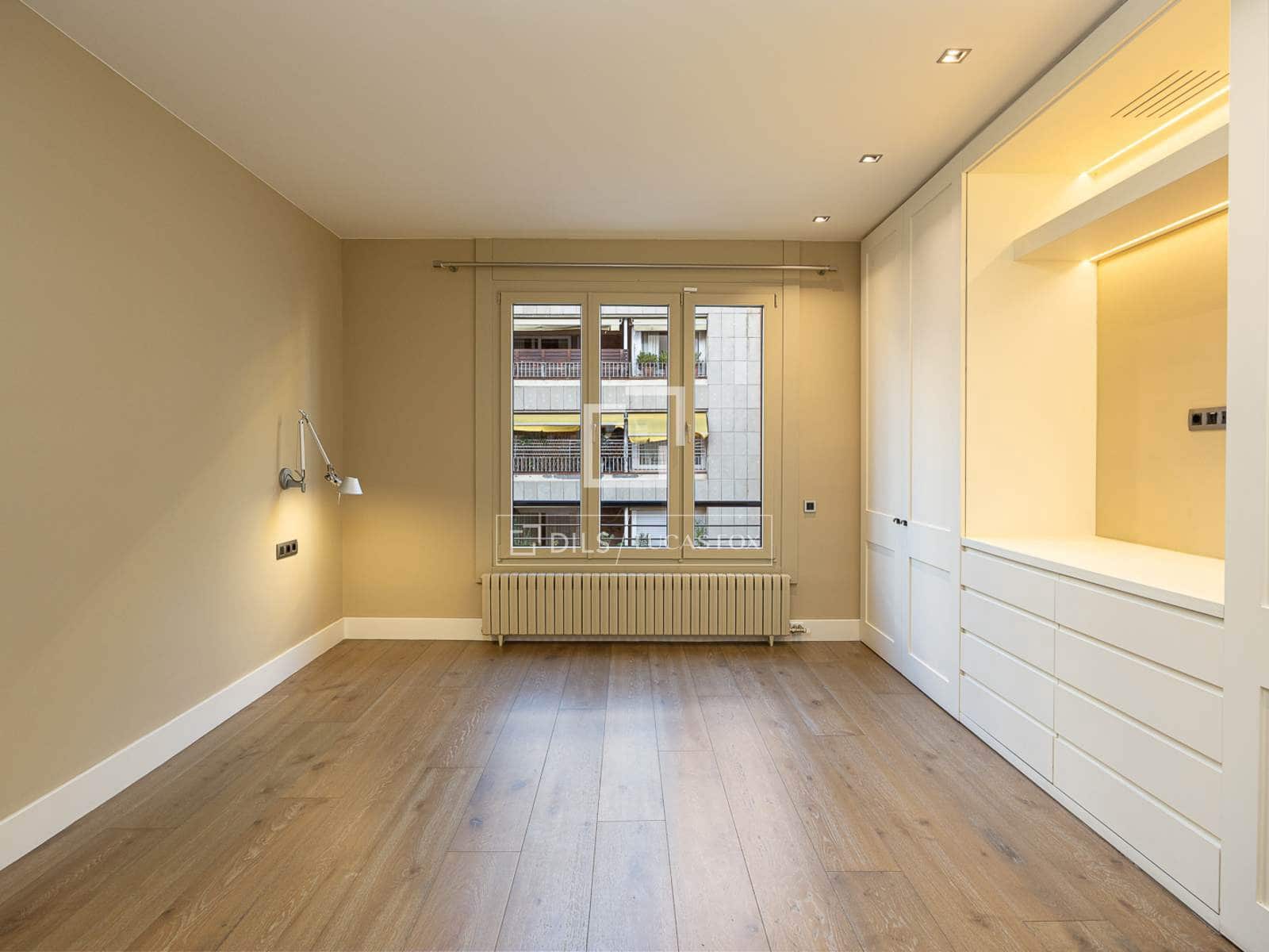 5 soveværelse Lejlighed til salg i Barcelona by - € 3.900.000 (Ref: 8646216)