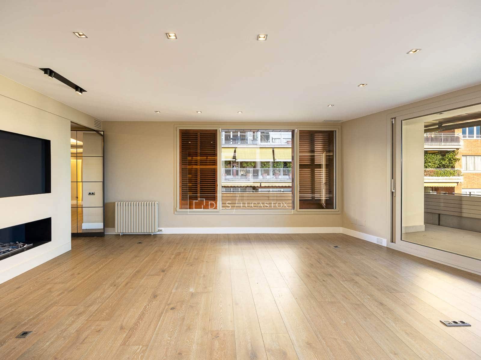 5 soveværelse Lejlighed til salg i Barcelona by - € 3.900.000 (Ref: 8646216)