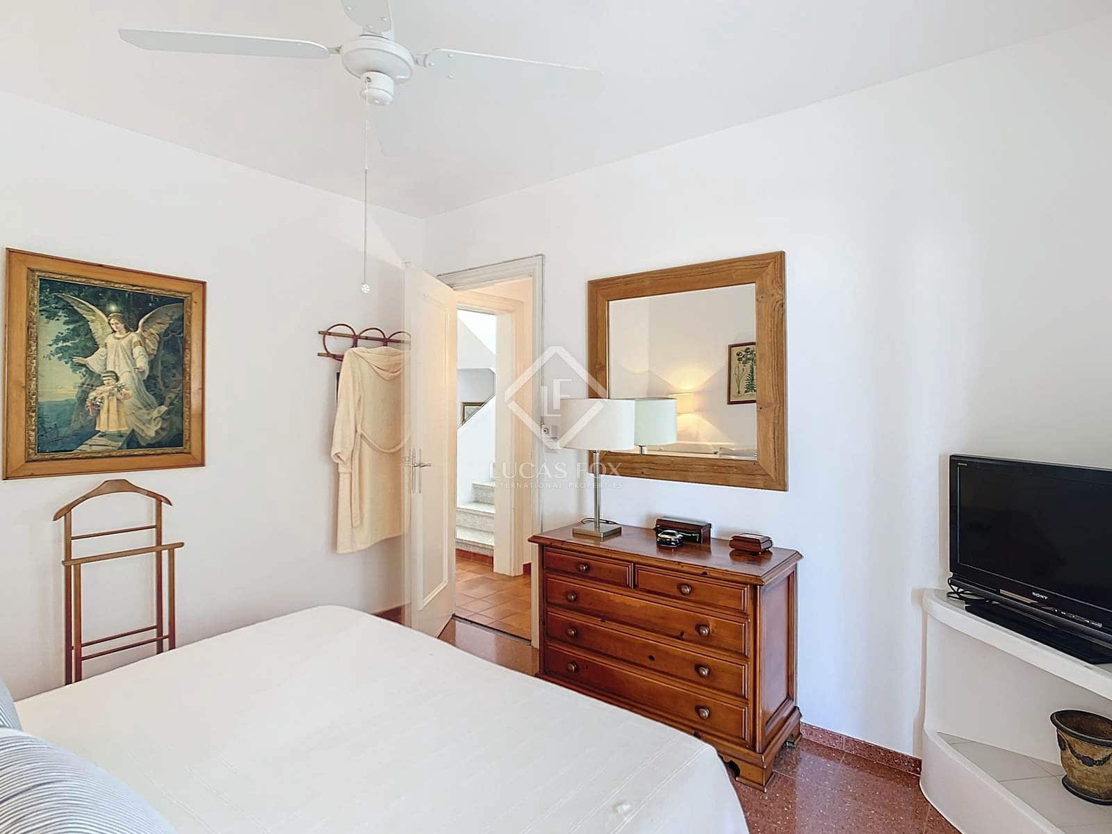 4 soveværelse Villa til salg i Ciutadella de Menorca med swimmingpool garage - € 1.950.000 (Ref: 8647265)