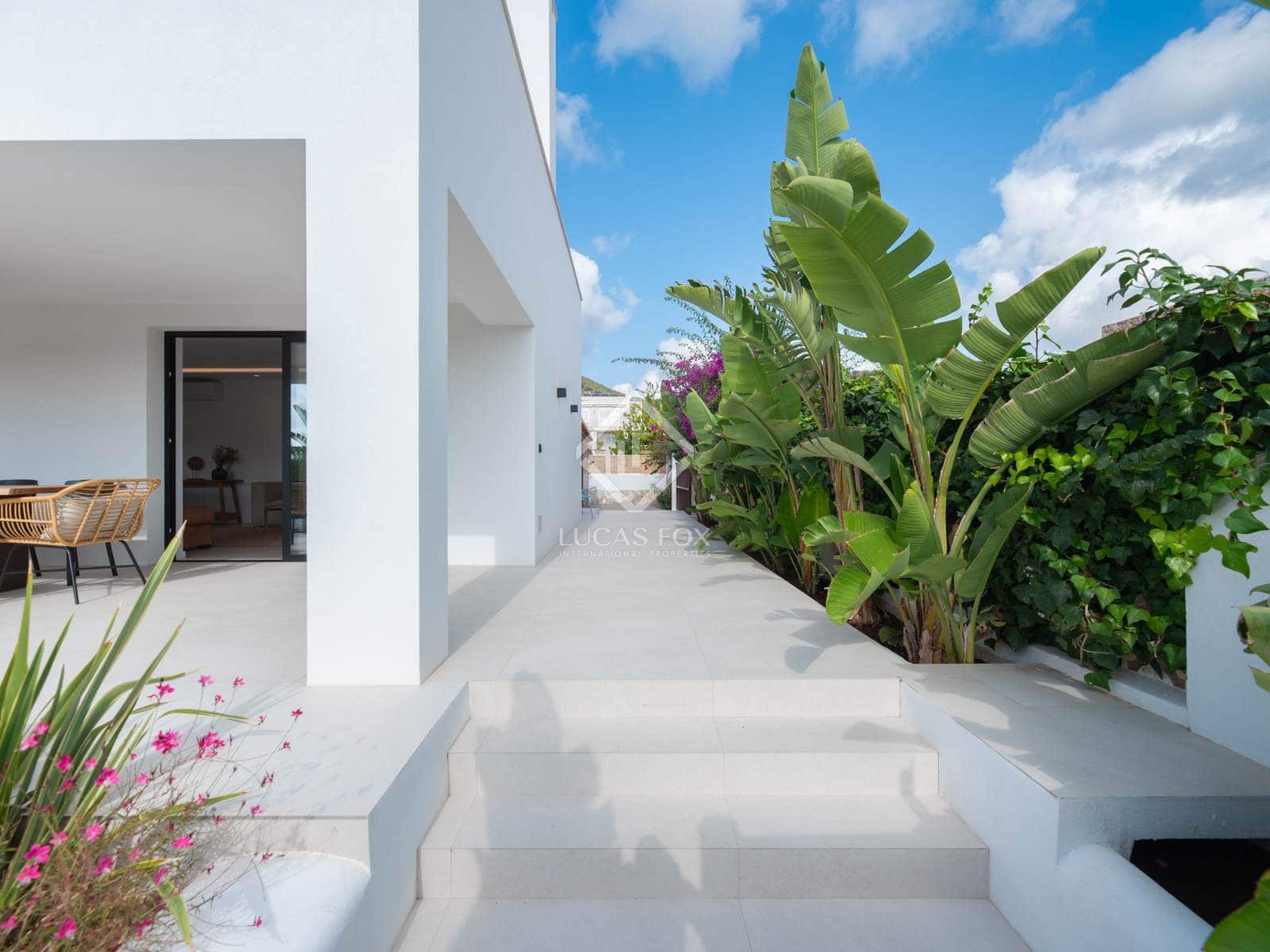 4 soveværelse Villa til salg i Sant Jordi de Ses Salines med swimmingpool garage - € 3.200.000 (Ref: 8649102)